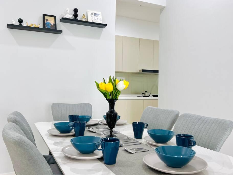 3BR-Sora-Paradigm Residence by Guesthouse-8-9Pax