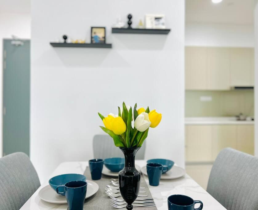 3BR-Sora-Paradigm Residence by Guesthouse-8-9Pax