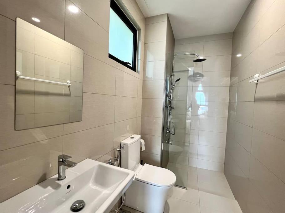 3BR-Sora-Paradigm Residence by Guesthouse-8-9Pax