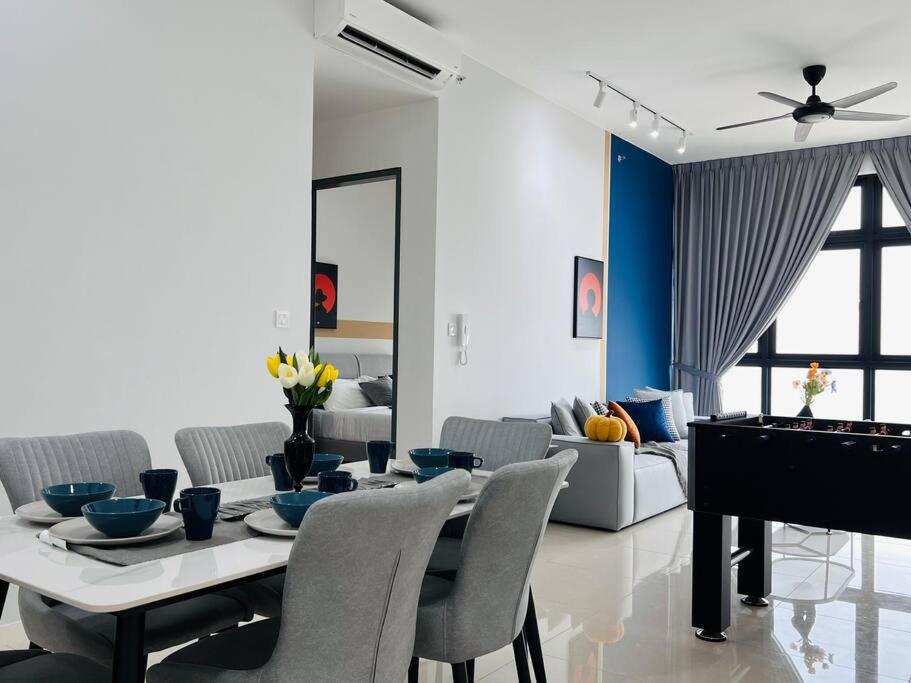 3BR-Sora-Paradigm Residence by Guesthouse-8-9Pax