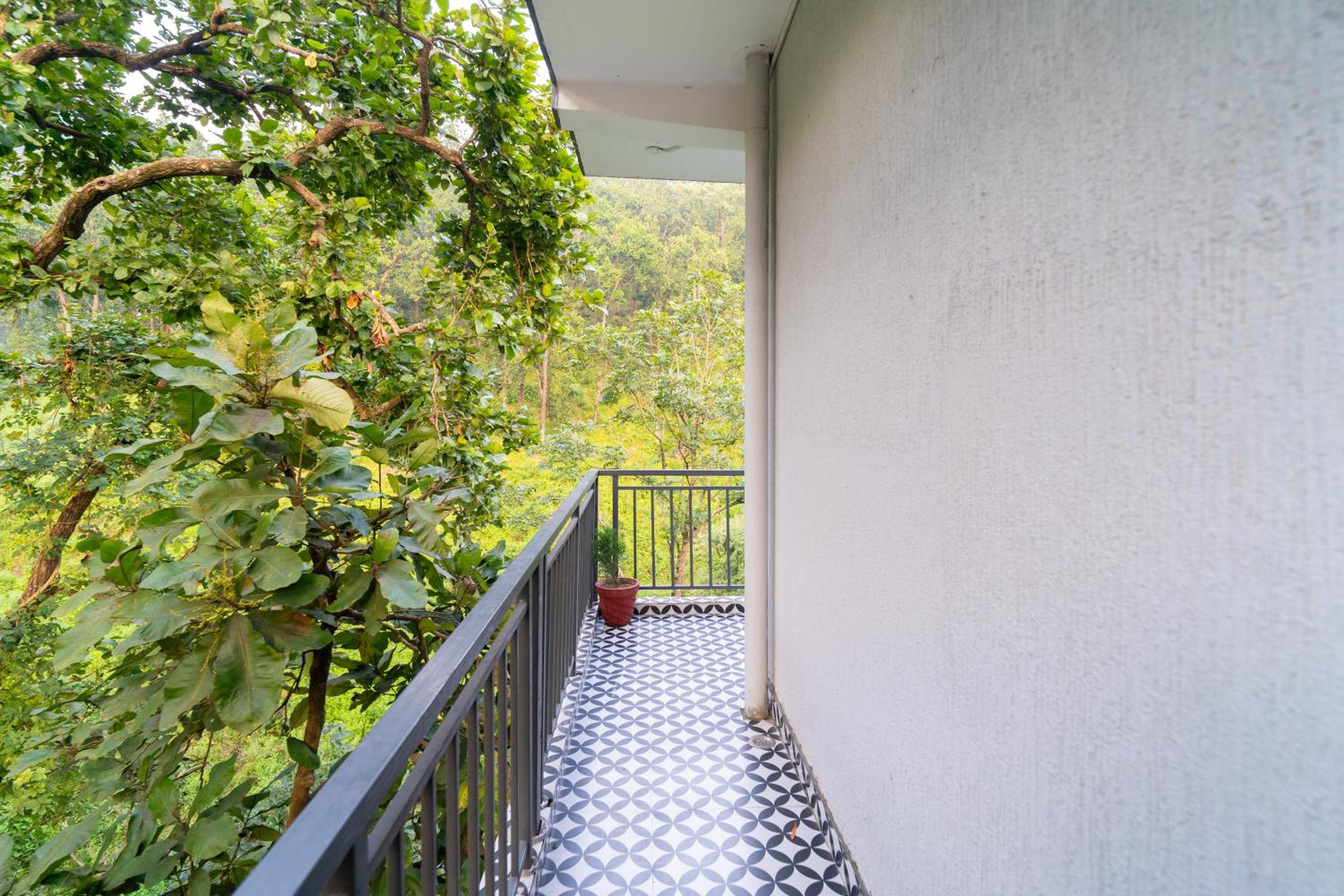 M-aple Hills Resort