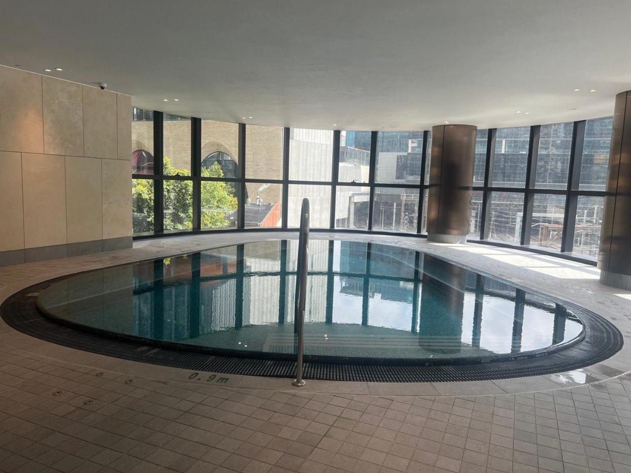 Pars apartments - Melbourne Quarter- unique View of city and Yarra