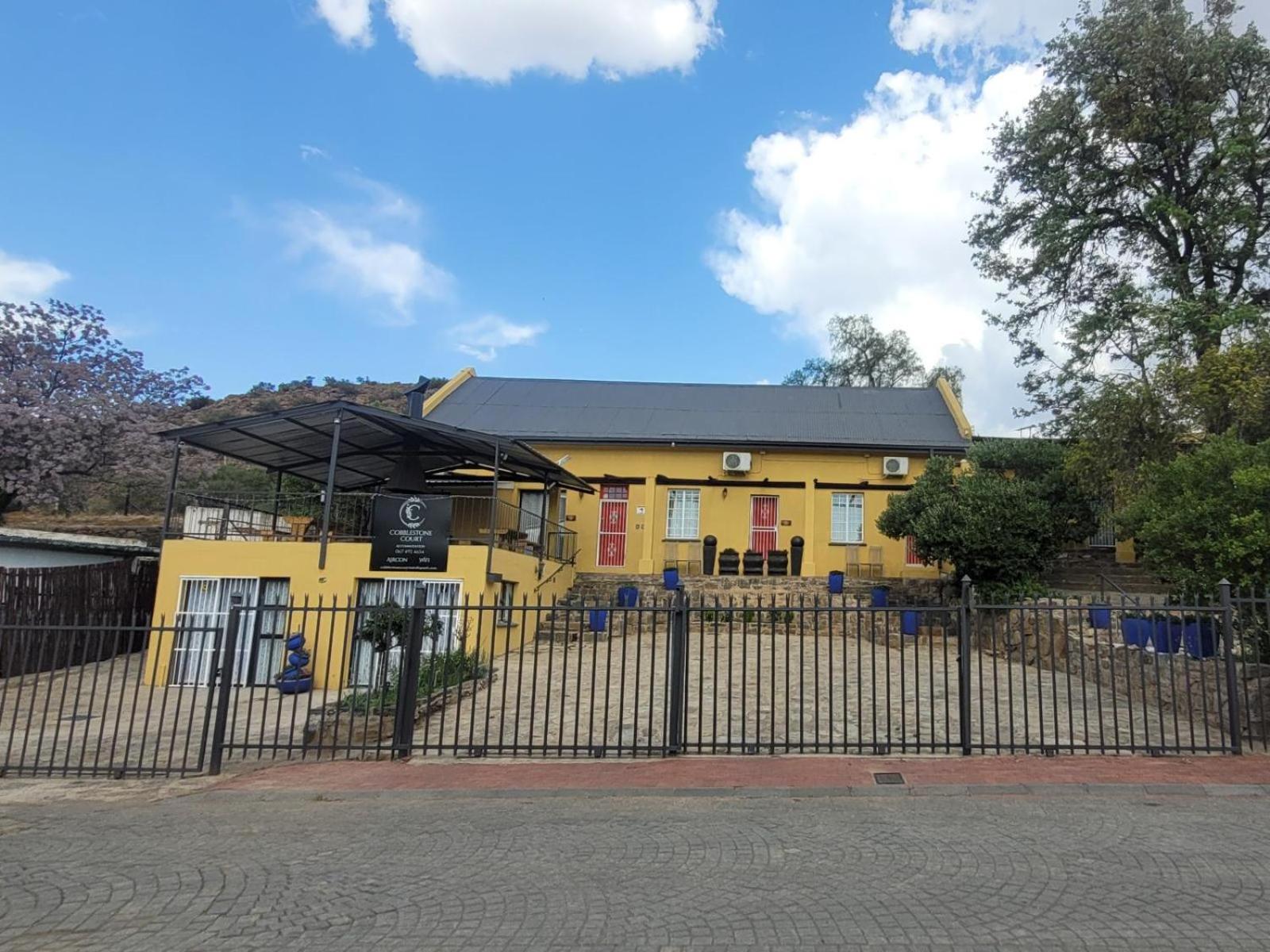 Cobblestone Court