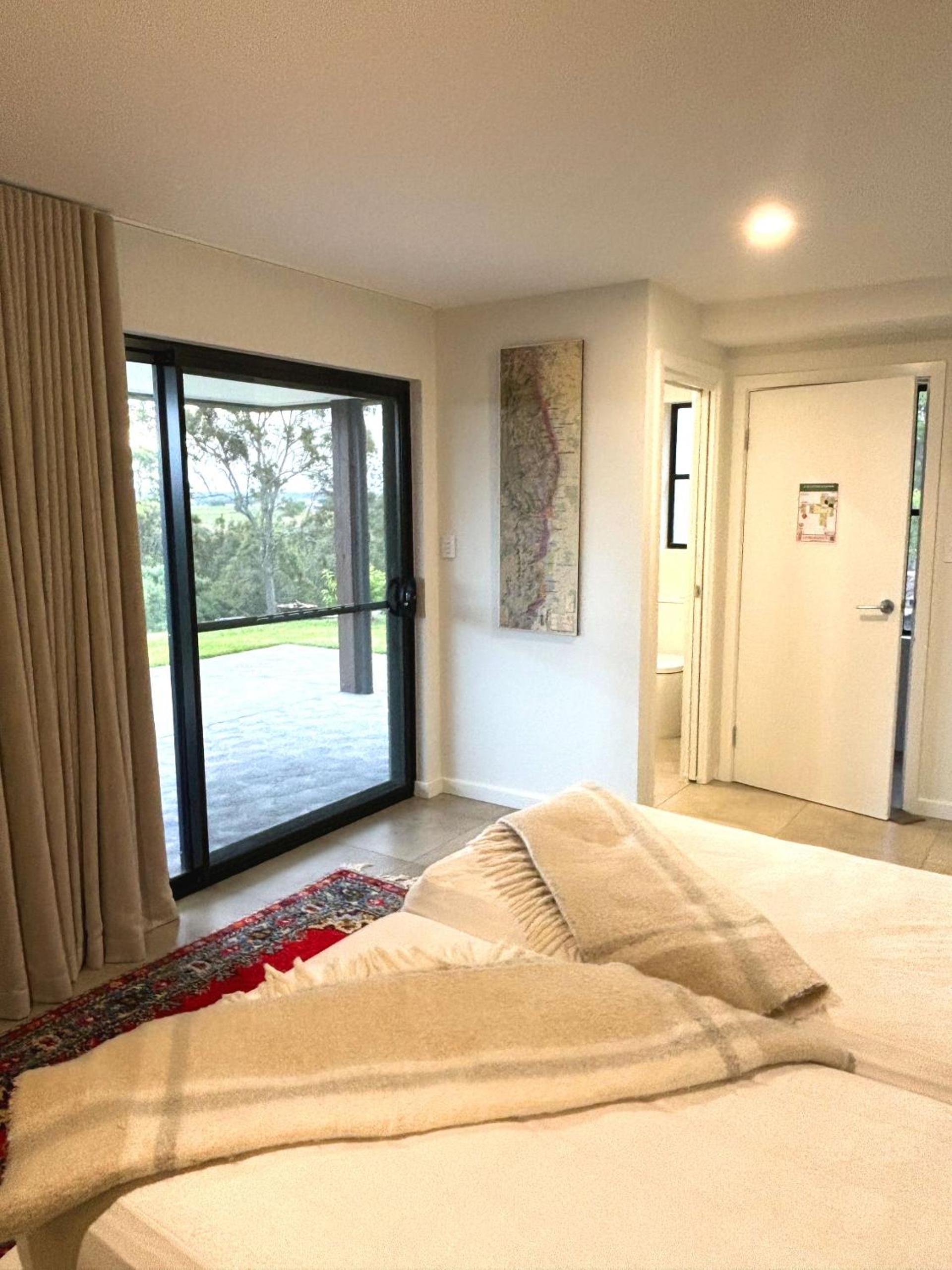 Cranky Corner River View! Where Luxury Meets Nature