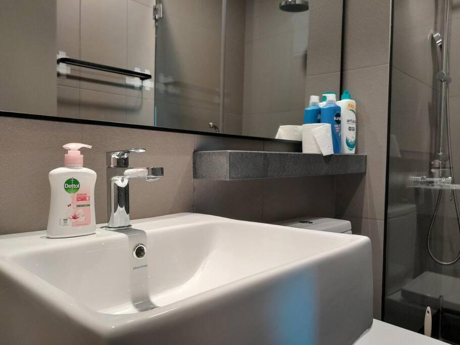 Bloomsvale Residence 2 Bedroom Deluxe Suite Old Klang Road