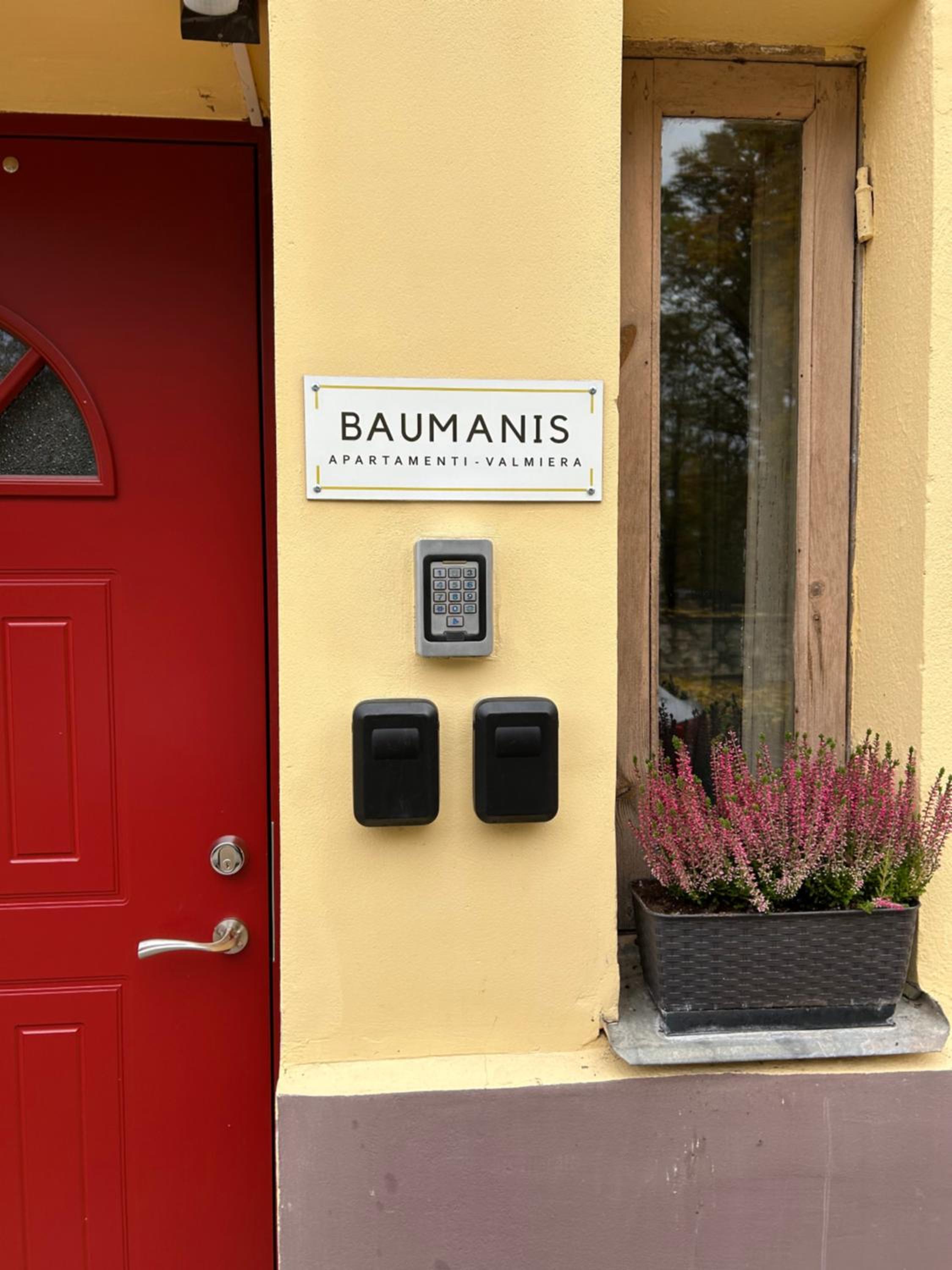 Baumanis apartamenti