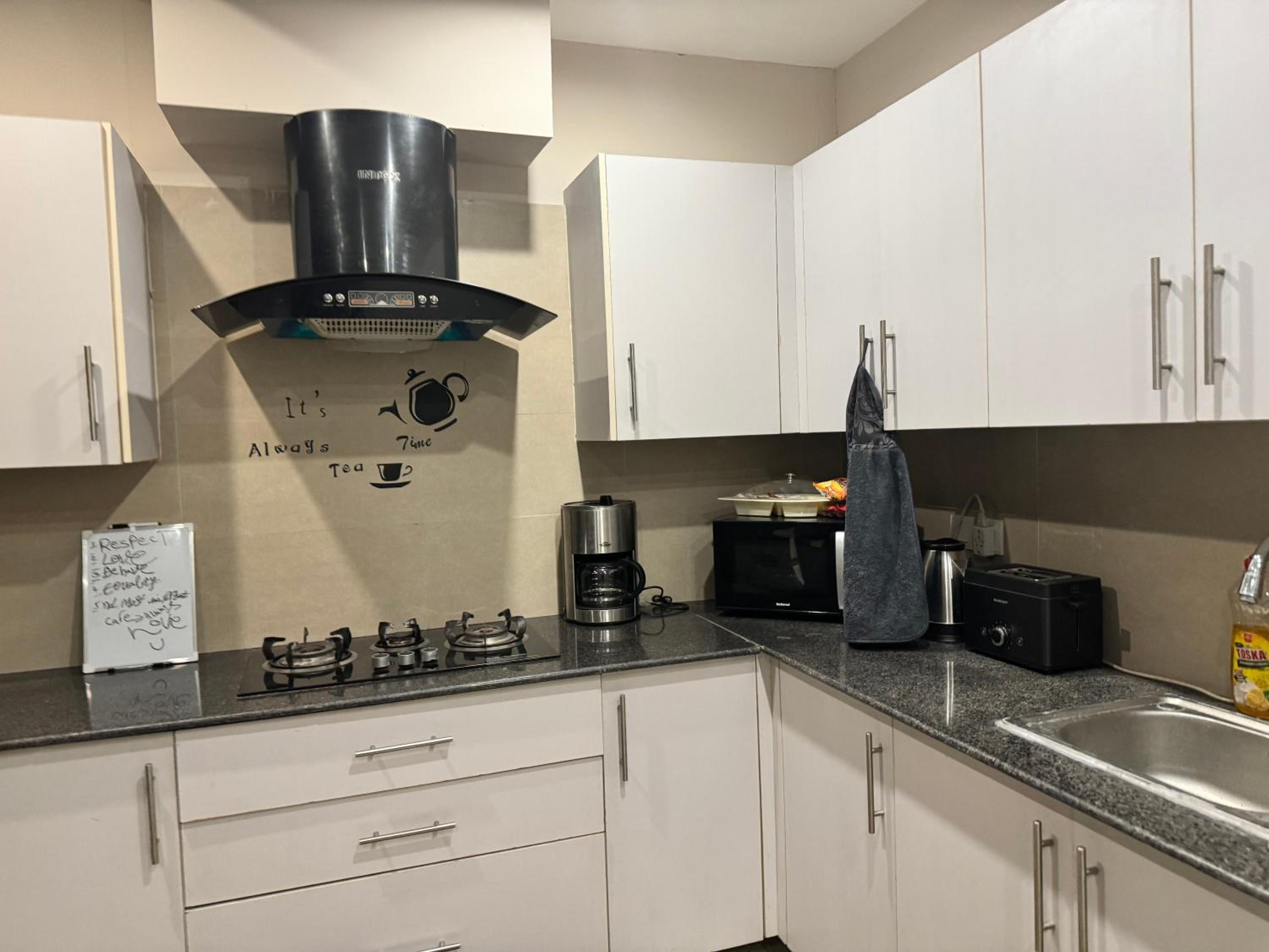 Luxury 1BDR Cube Apartment