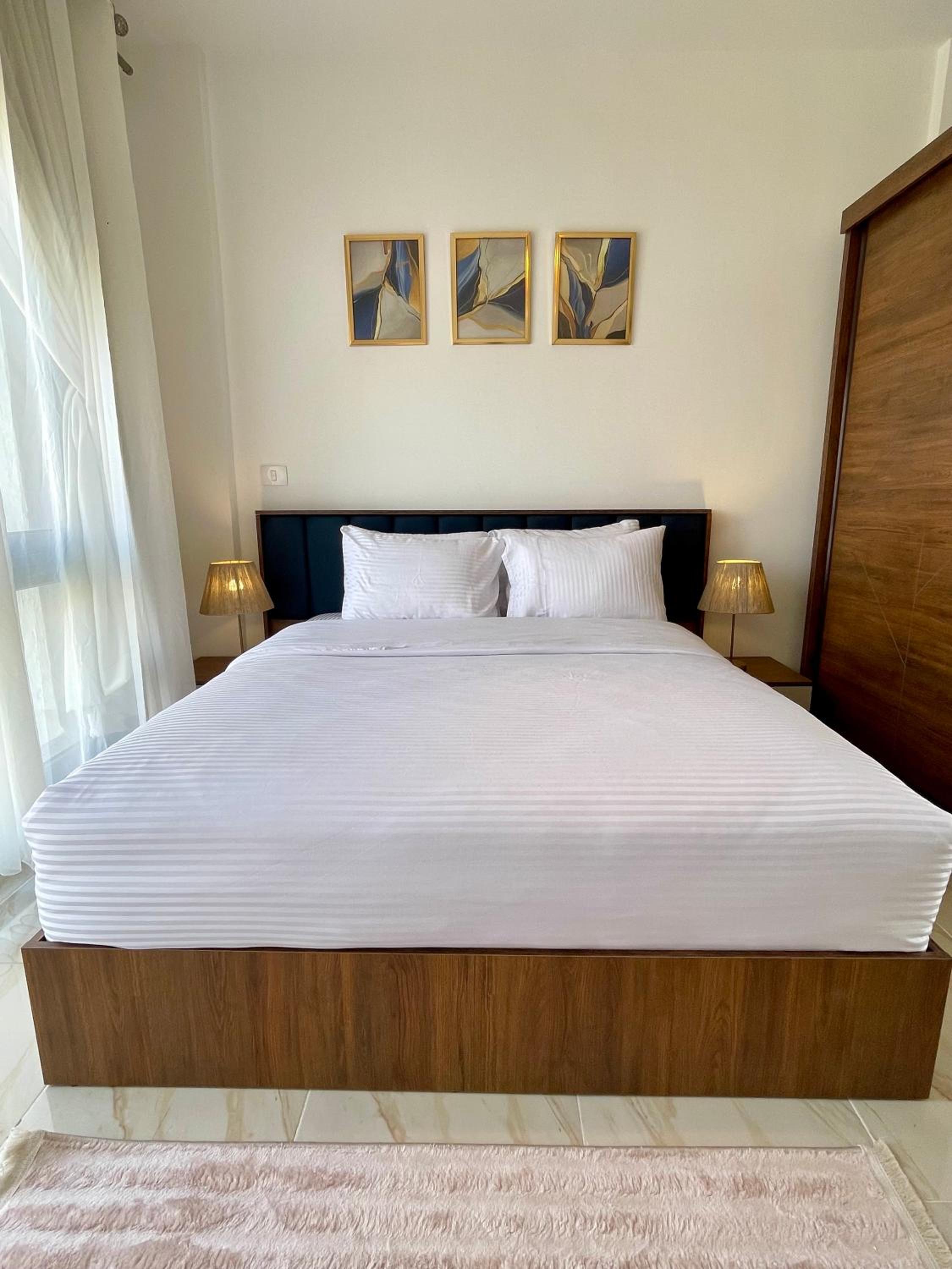 Prestige hotel apartment, quiet with a panoramic garden view