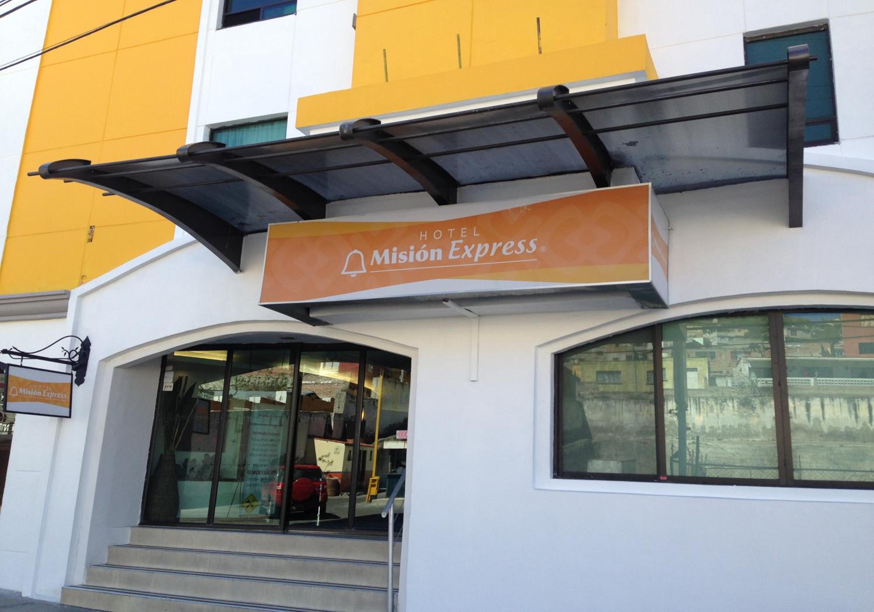 Hotel Mision Express Pachuca - Image 1
