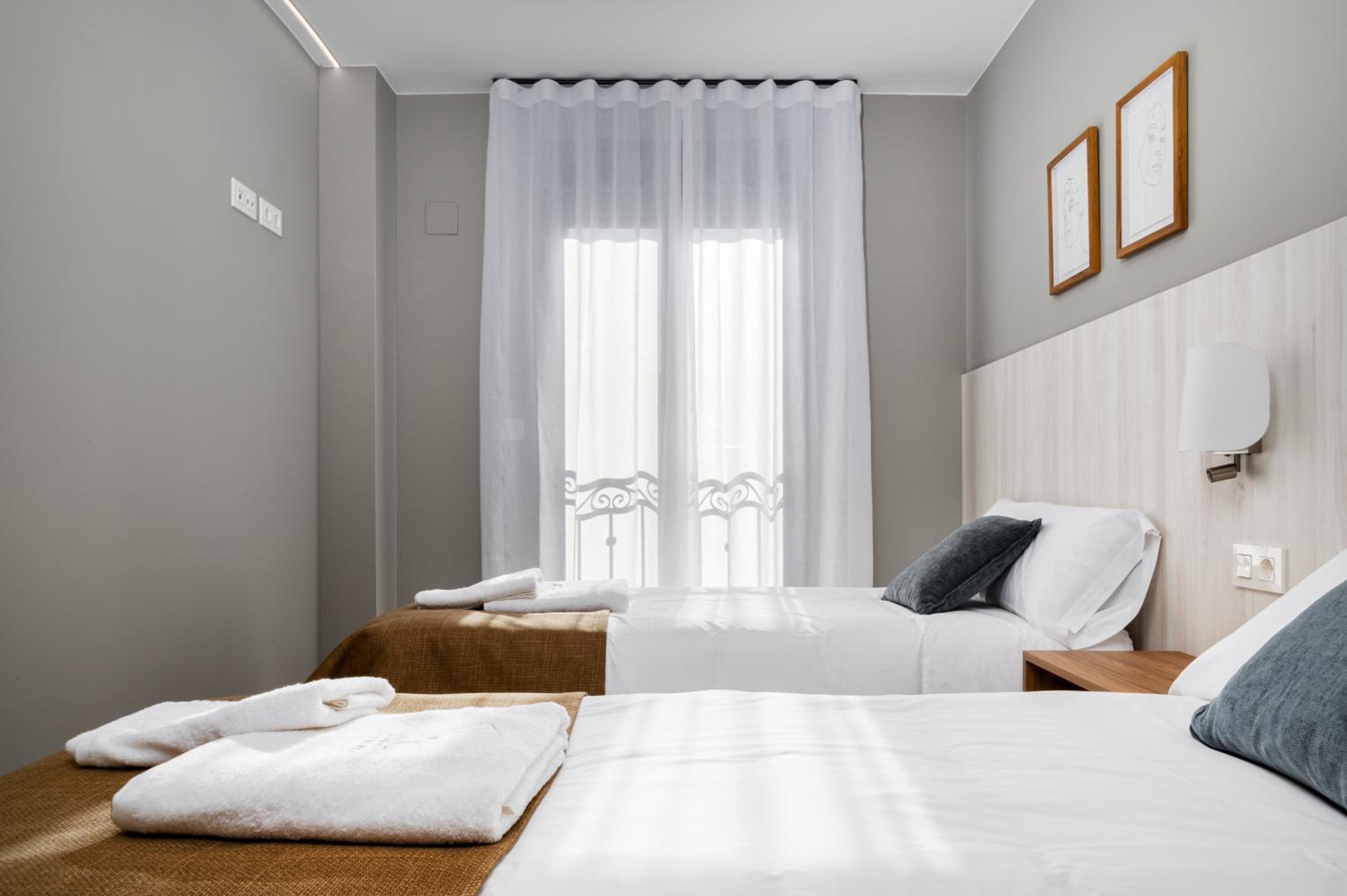 Apartamentos Torre del Reloj