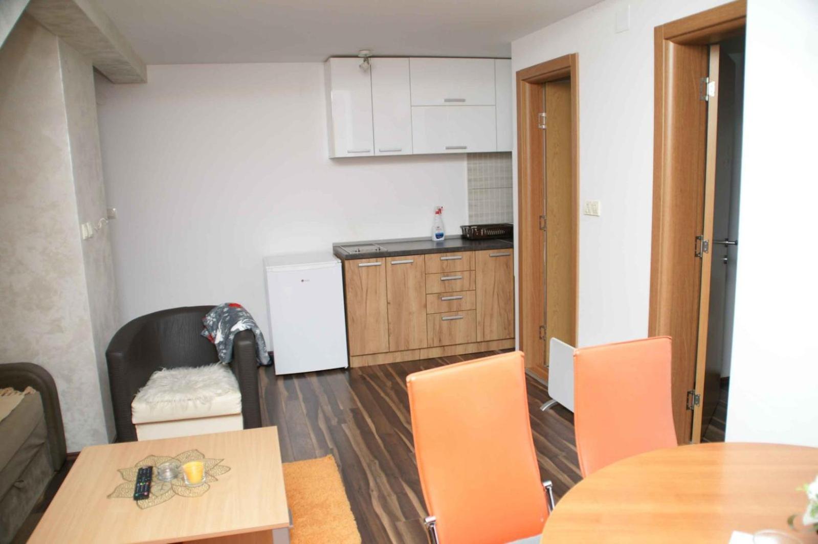 Apartman Jana b