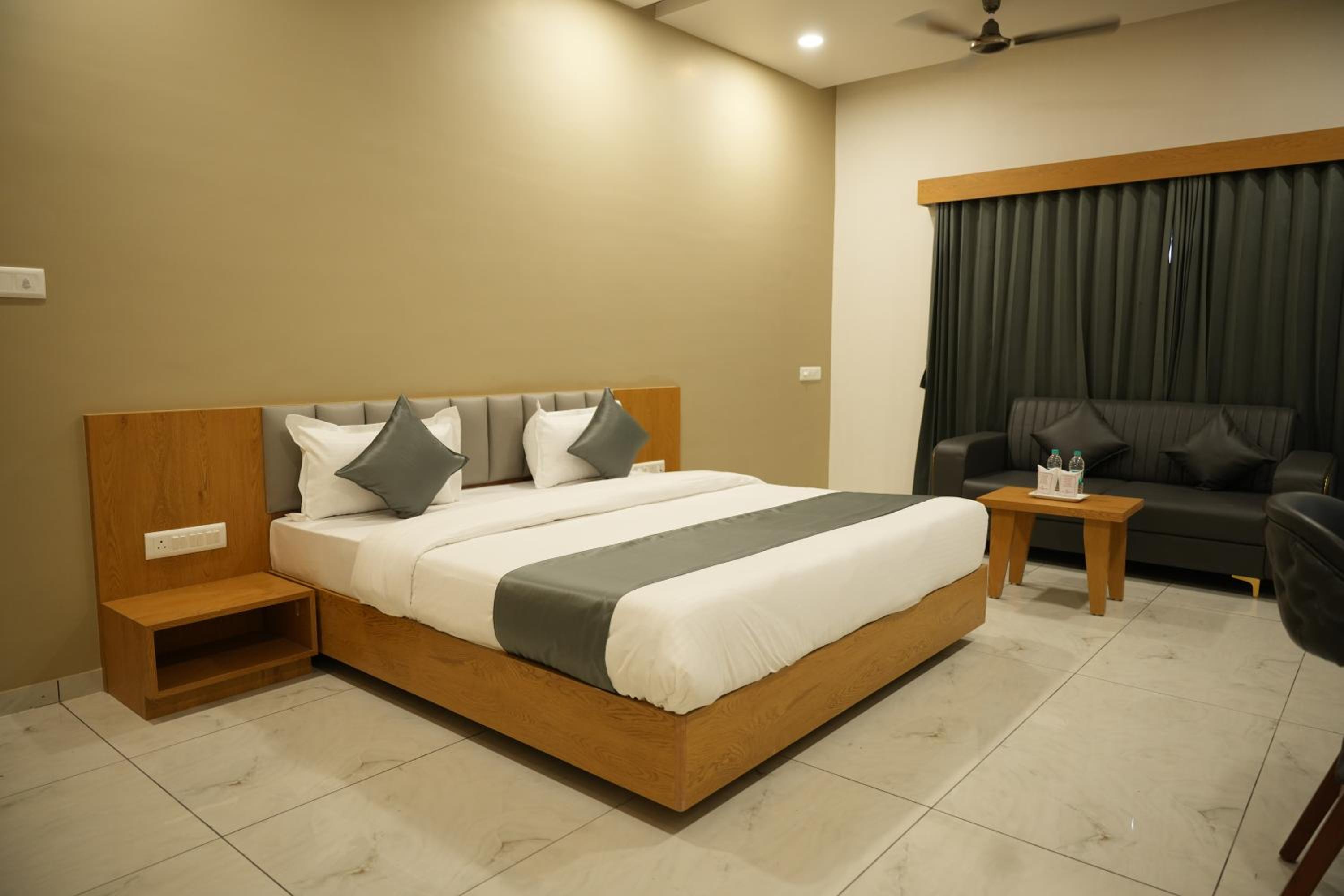 Hotel Amrut Inn Hospitalities