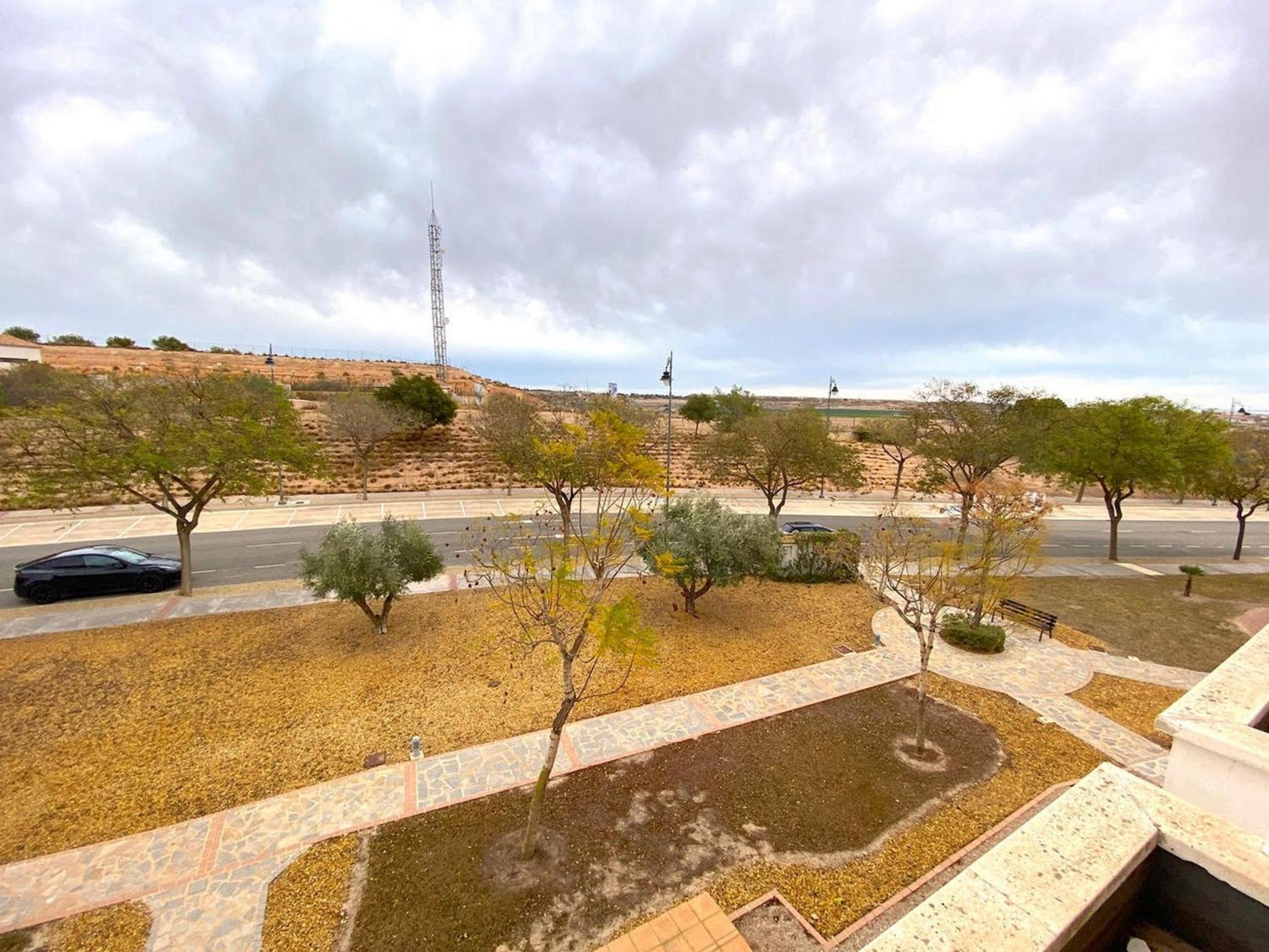 Hacienda Riquelme Sunny two bed apartment Sucina