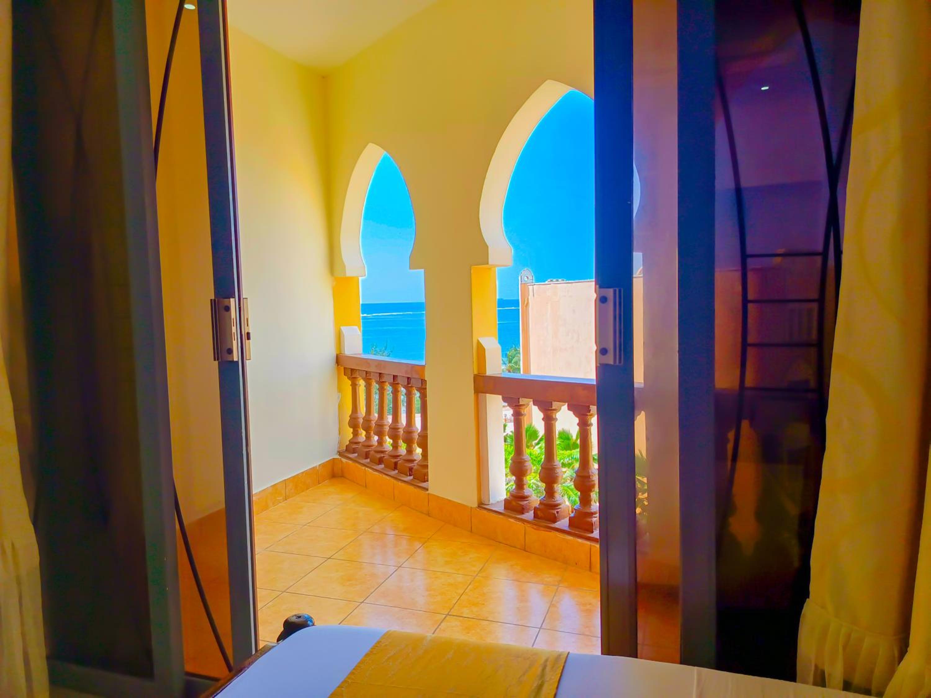 Raha Breeze Beachfront Apartment Shanzu Mombasa
