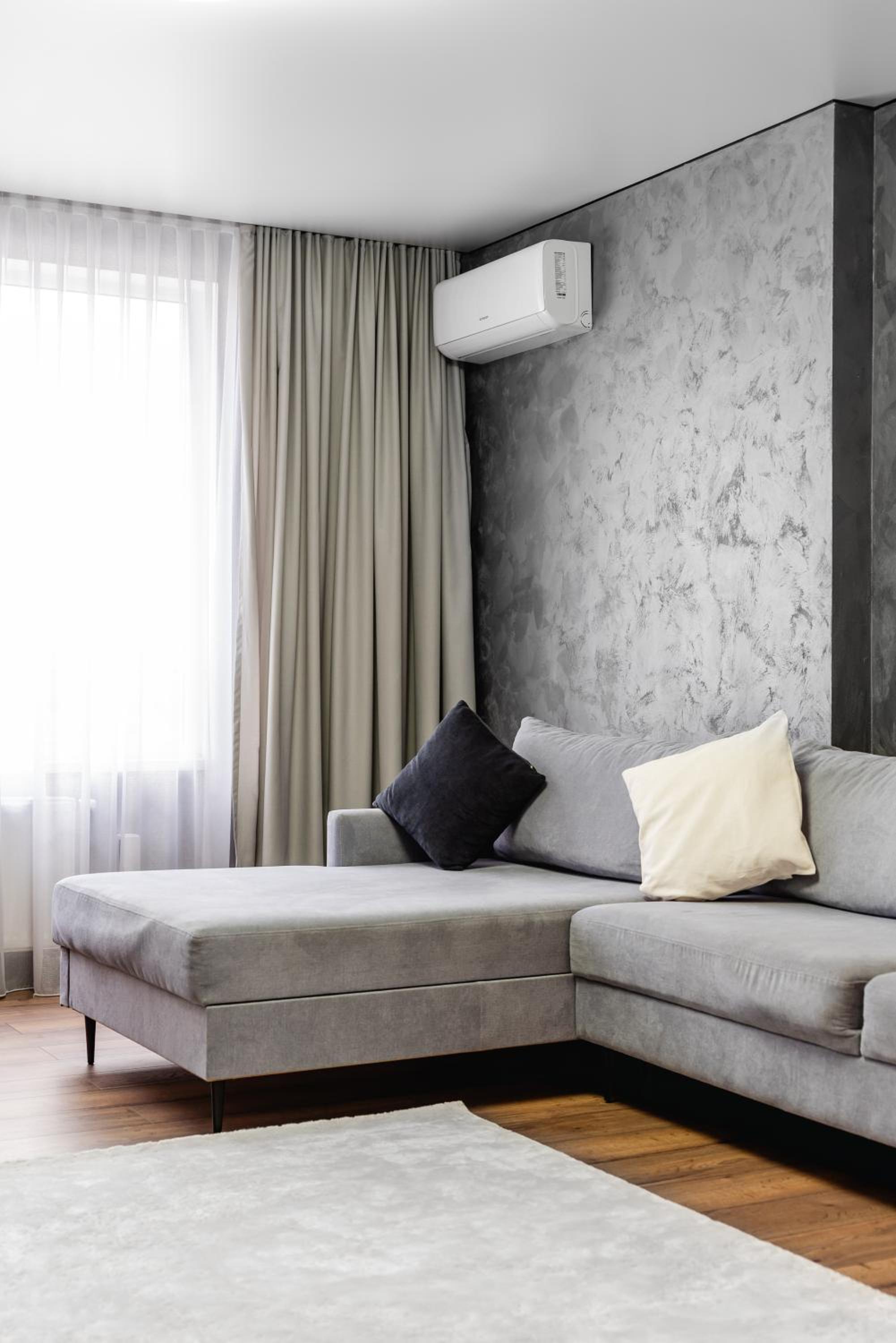 2-room apartment in the MEGA Park area at the intersection of Seyfullin Avenue and Rayimbek Avenue view 2