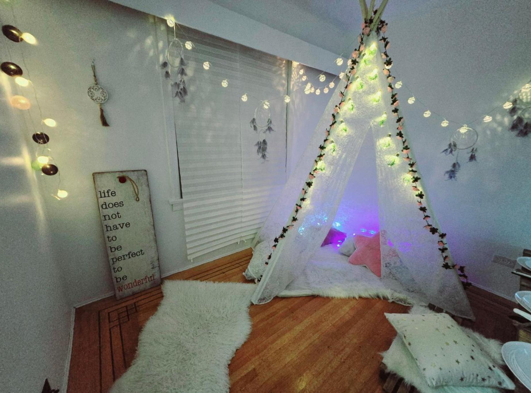 Spacious Private Cozy 2br Home with TeePee Dining Room! Private Parking! Self Check-in