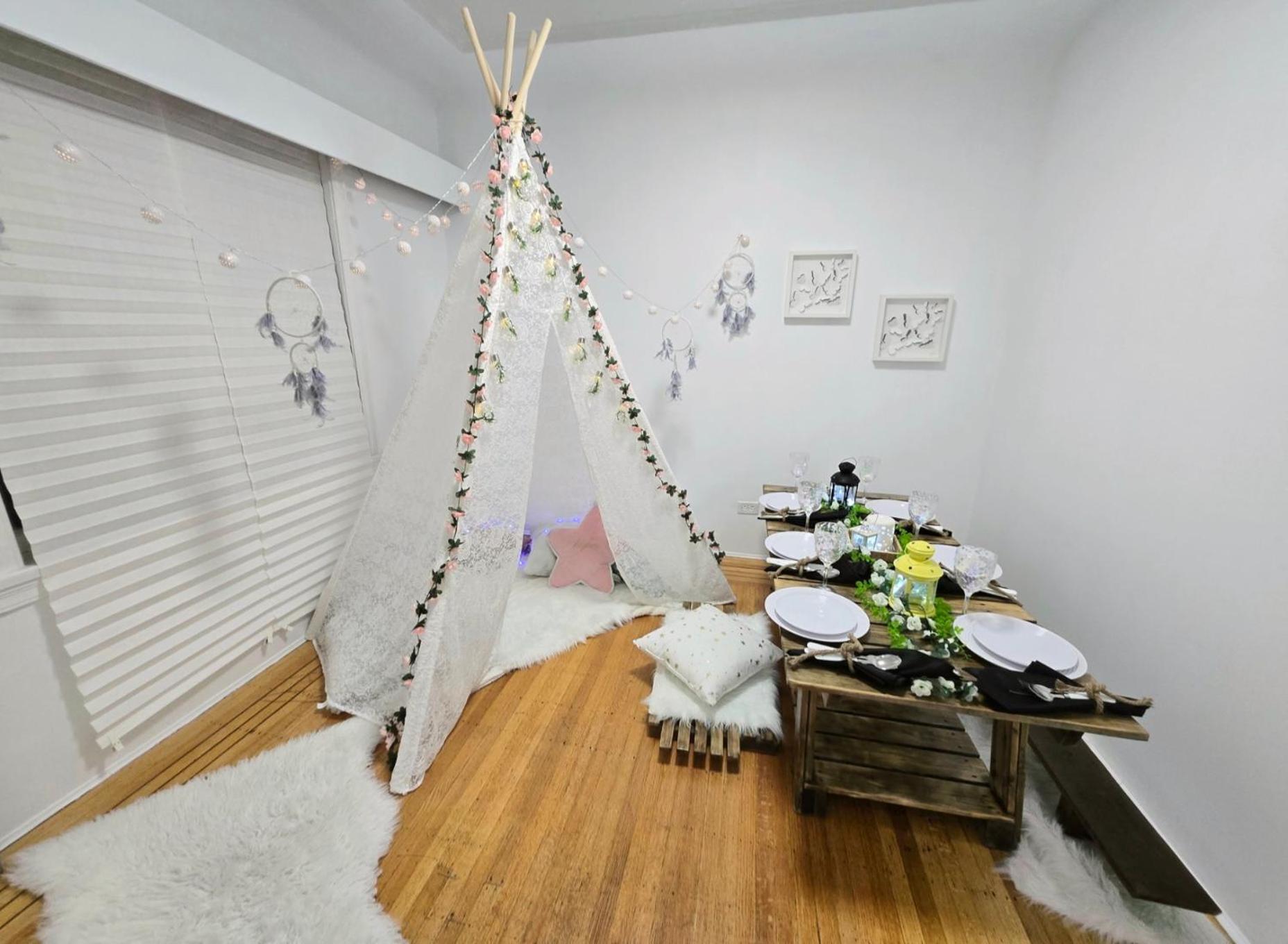 Spacious Private Cozy 2br Home with TeePee Dining Room! Private Parking! Self Check-in
