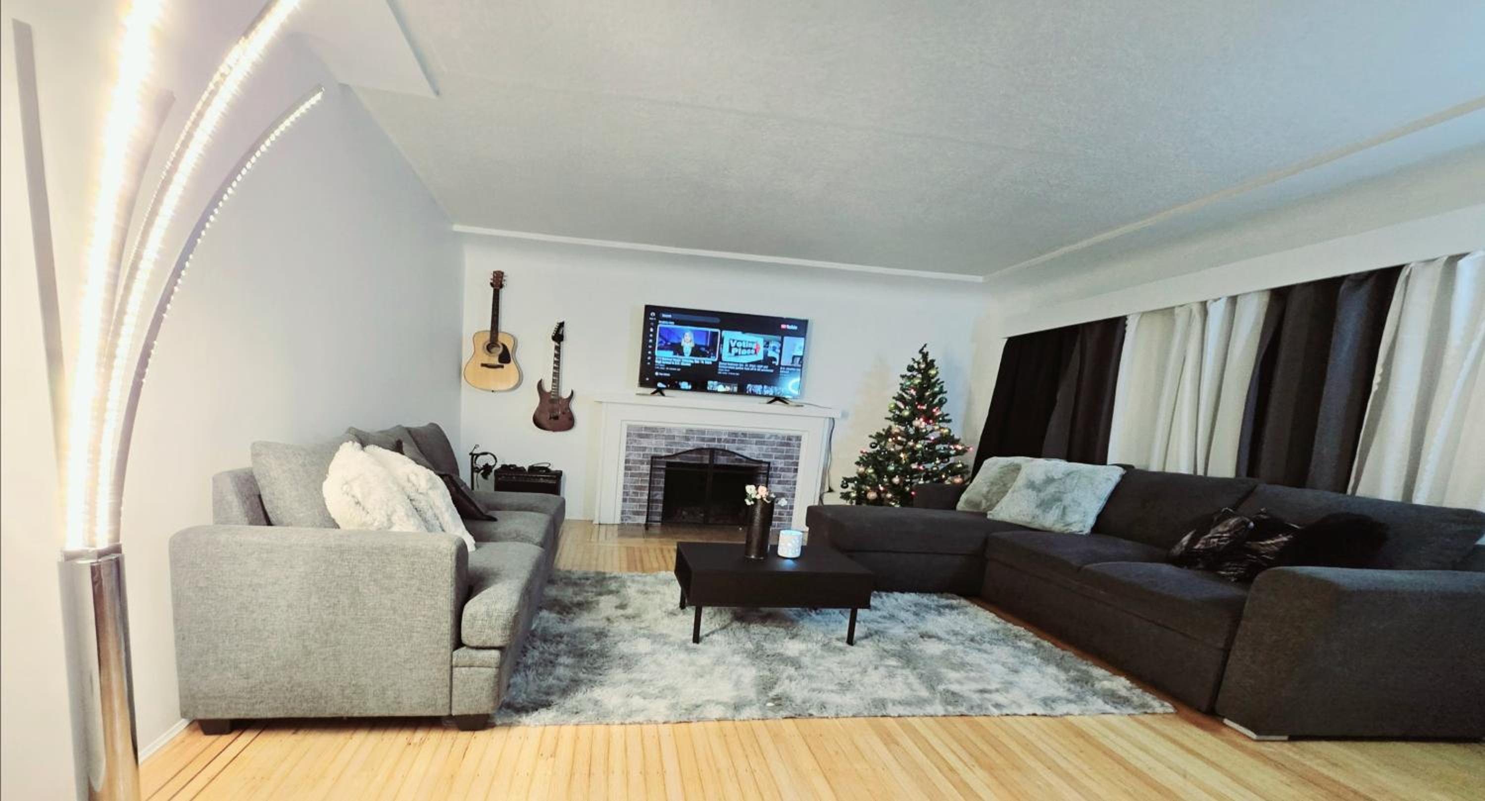 Spacious Private Cozy 2br Home with TeePee Dining Room! Private Parking! Self Check-in