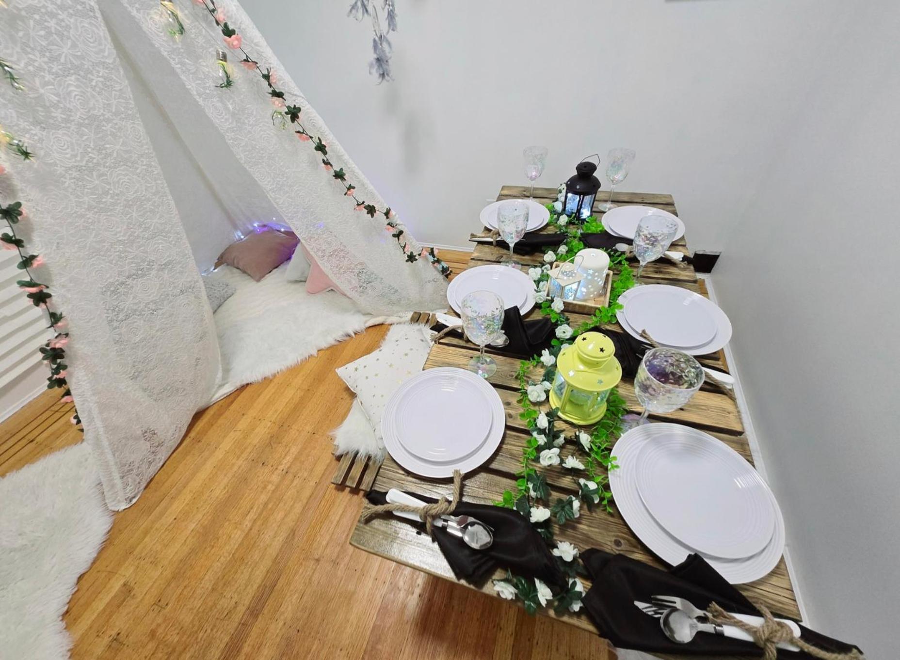 Spacious Private Cozy 2br Home with TeePee Dining Room! Private Parking! Self Check-in