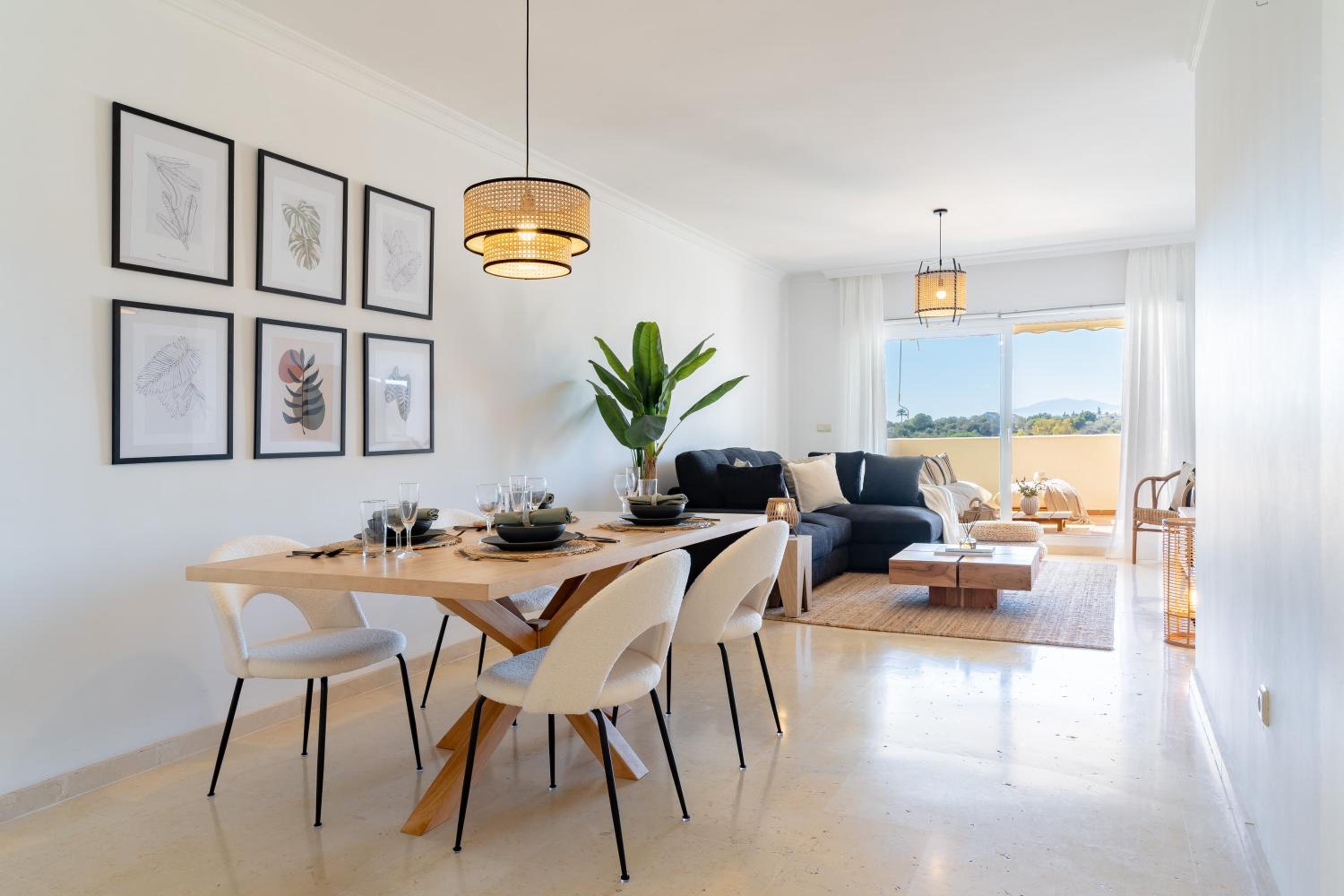Appartement Elviria Met Zeezicht