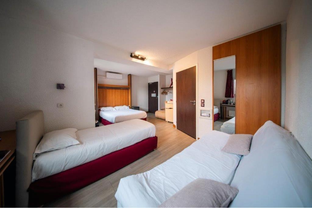 Evreux Vacations - Brit Hotel La Bonne Etape - Property Image 10