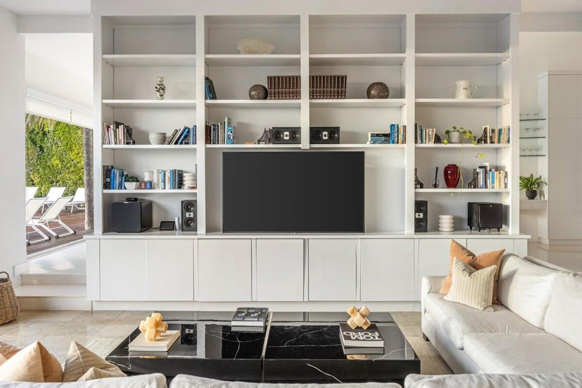 Crest Estate by Stay Awhile Villas