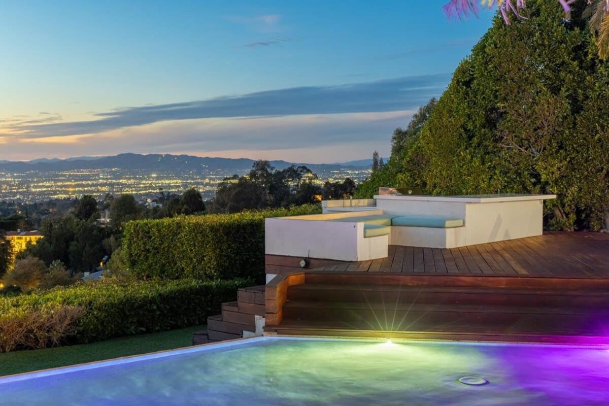 Crest Estate by Stay Awhile Villas