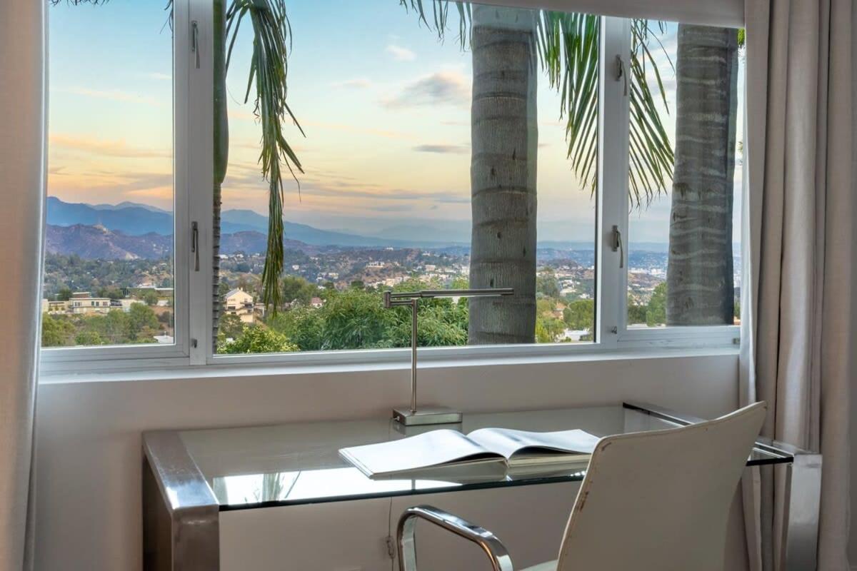 Crest Estate by Stay Awhile Villas