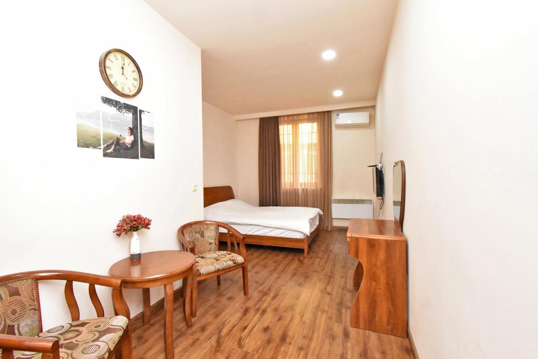YARS Apartments