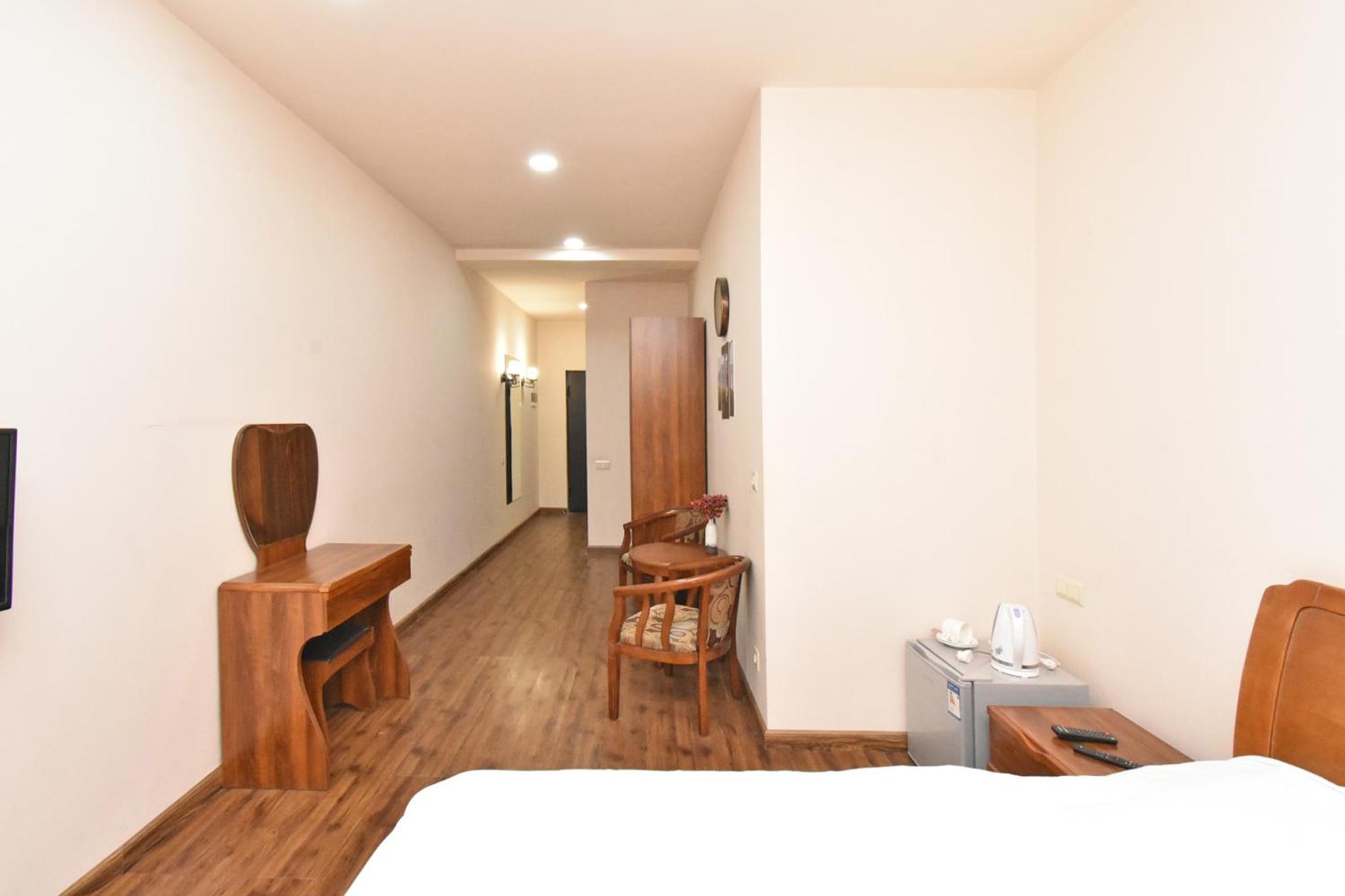 YARS Apartments