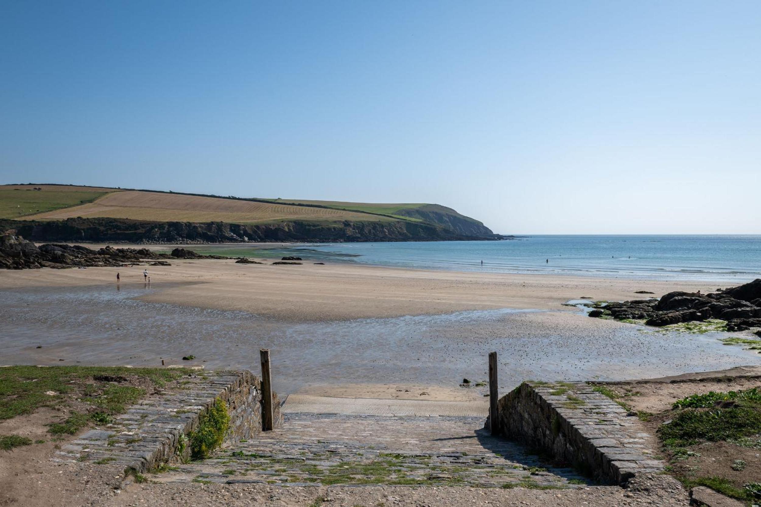 Otter's Cottage view 5
