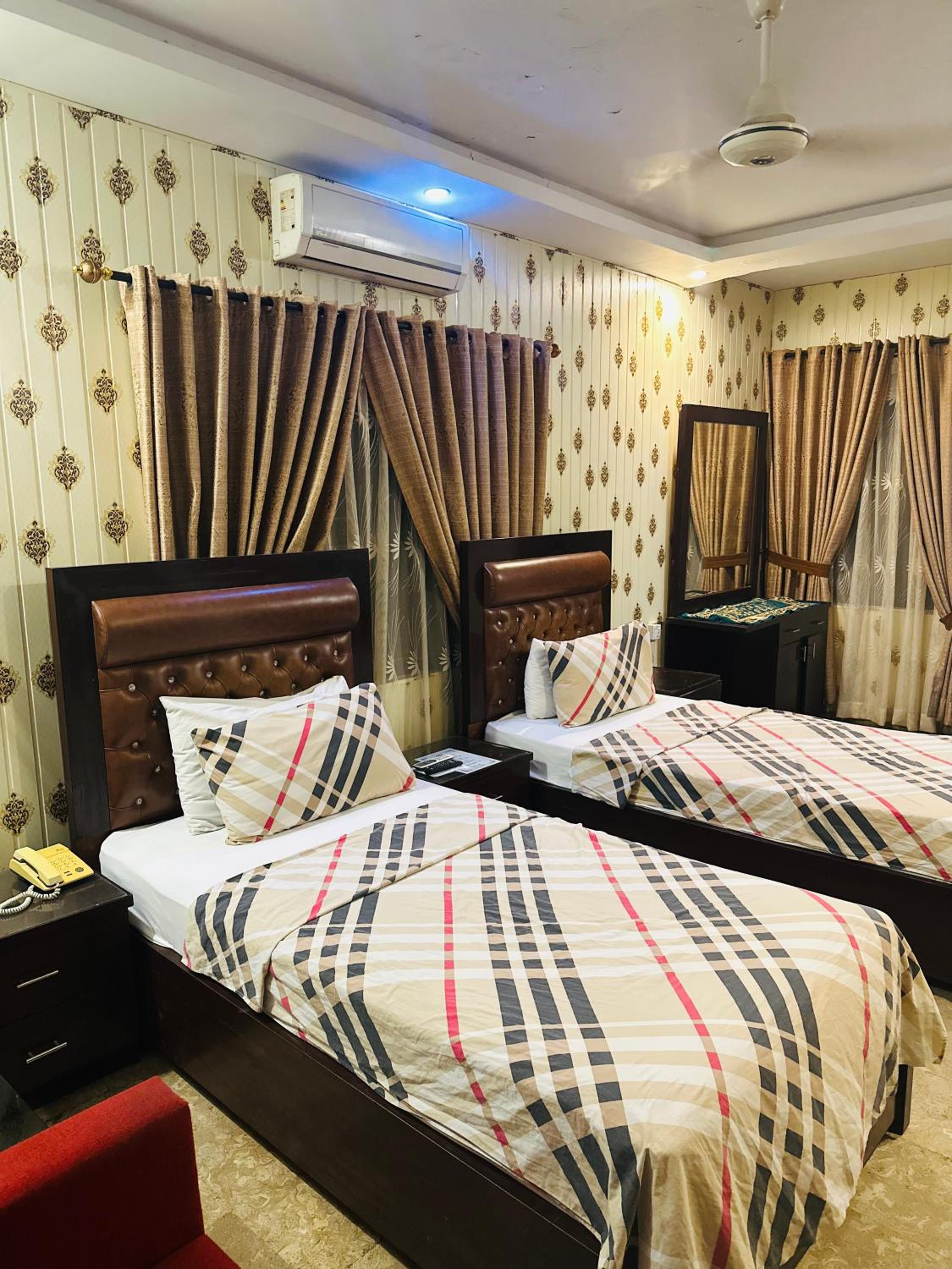 hotel room