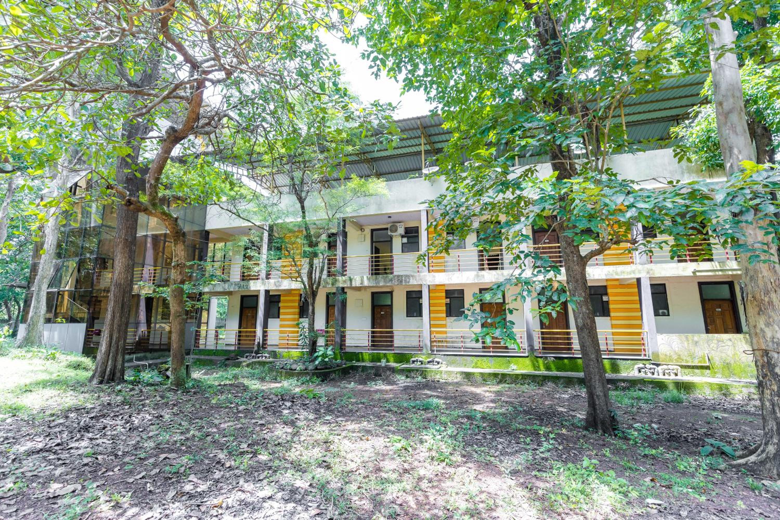Tree Paradise Resort