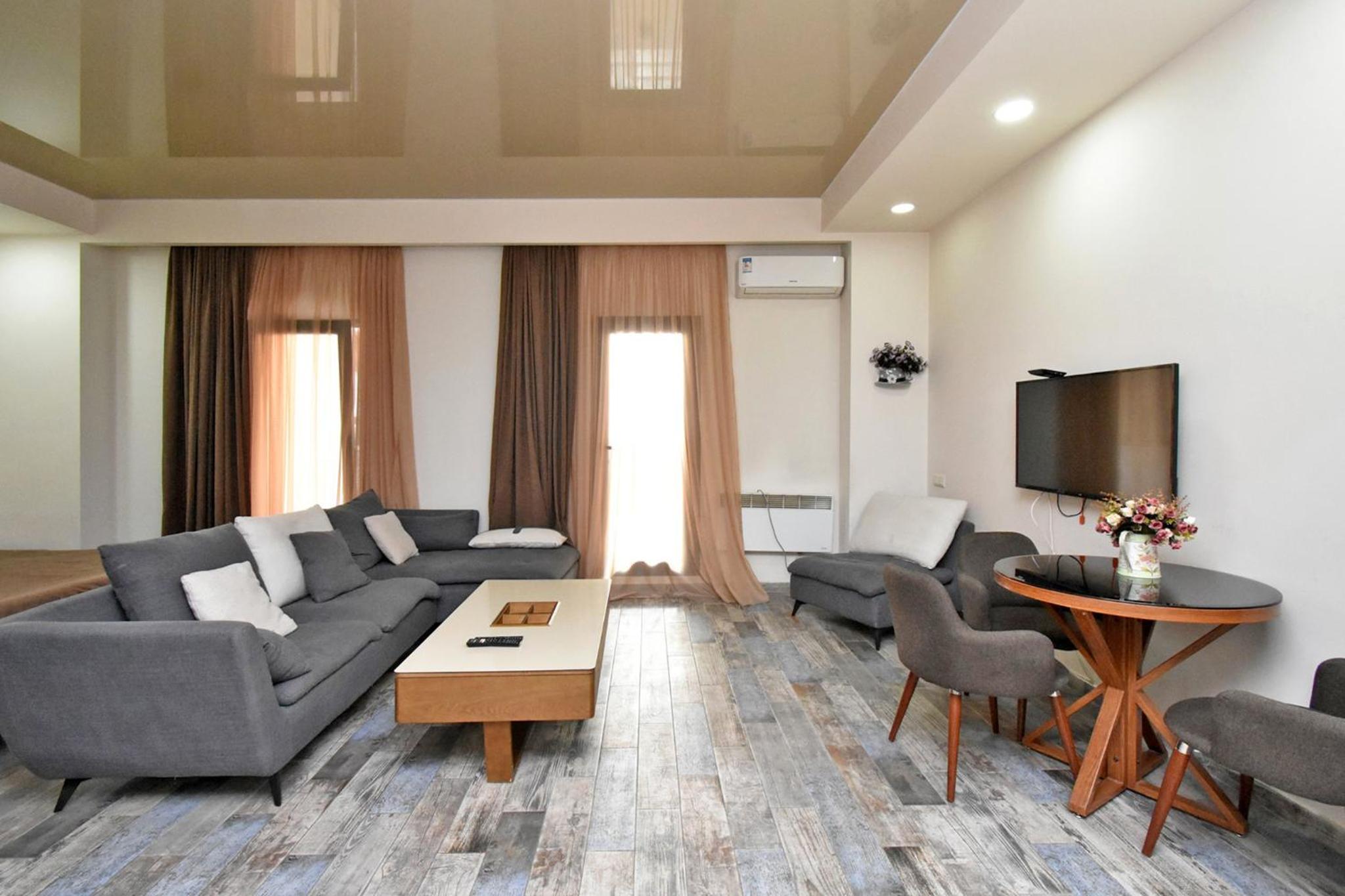 YARS Apartments