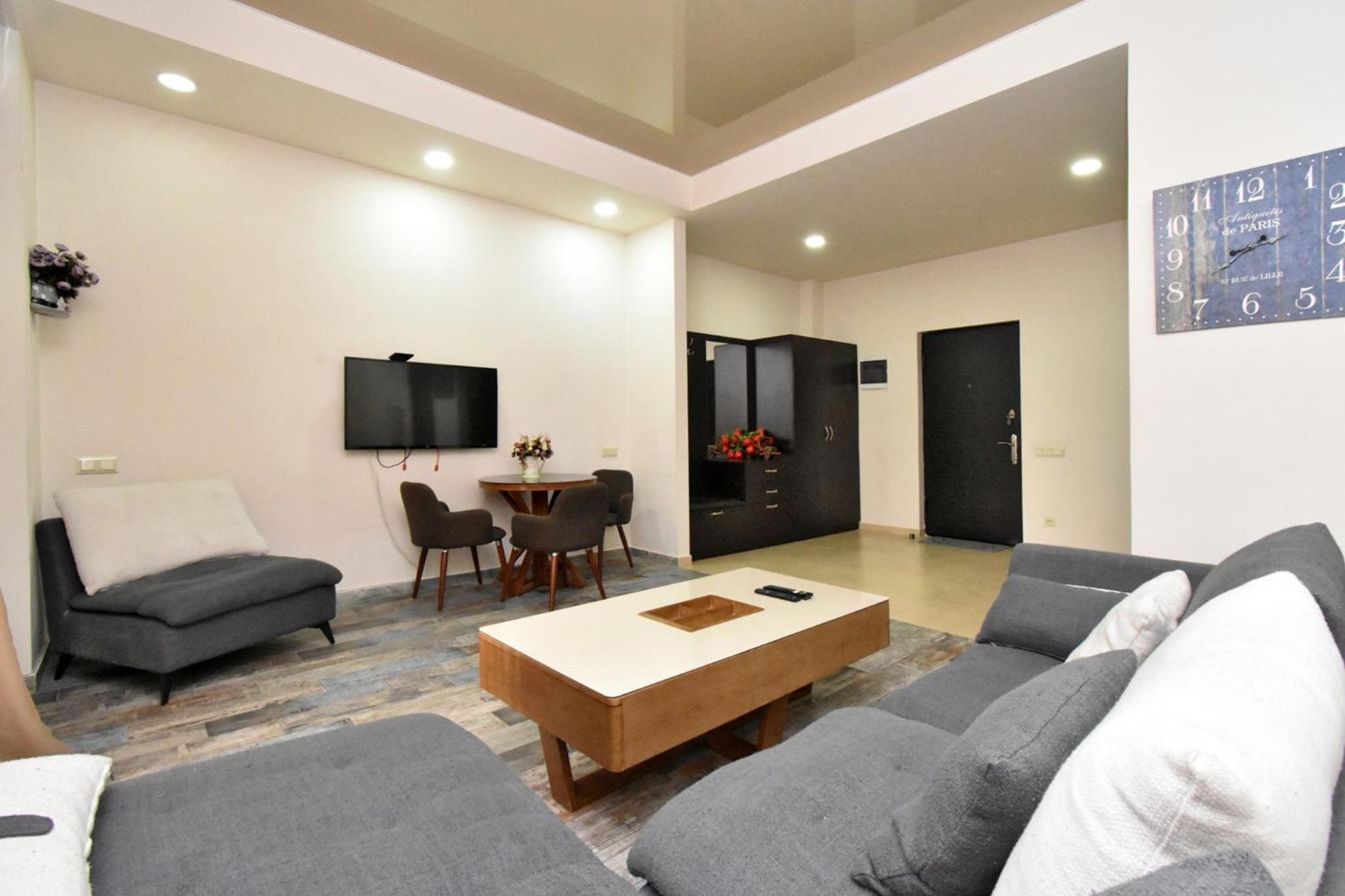 YARS Apartments