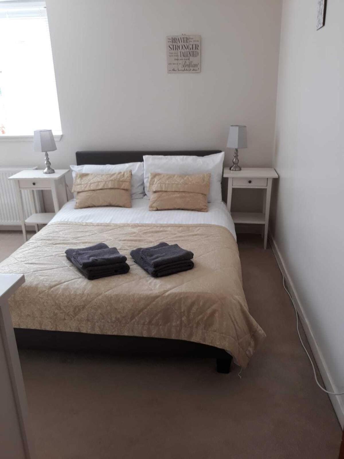 City Apartment with Rural Charm view 3