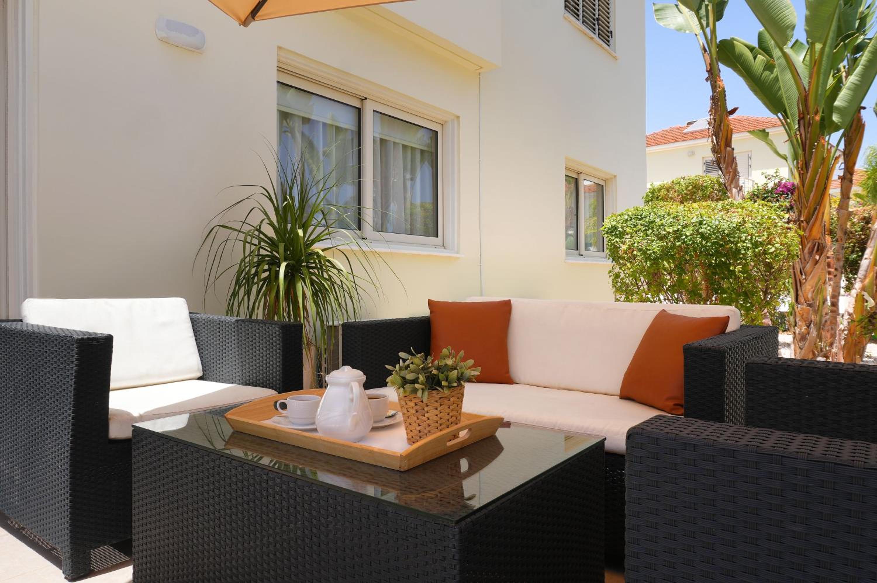 Villa Artemis - 30m from Pernera Beach