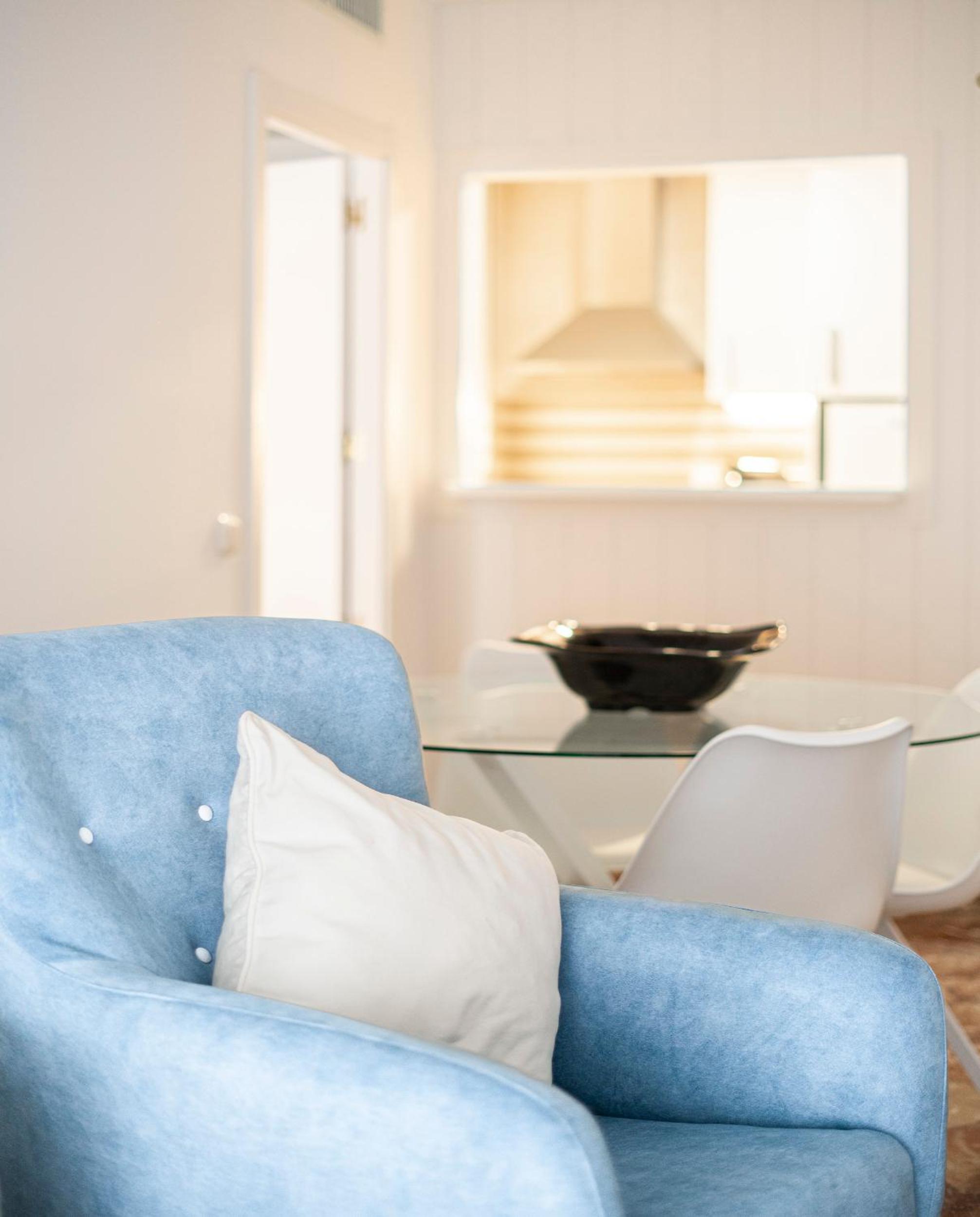 Ronda Suites 193 junto a hospitales y cerca centro con Parking Gratis view 4