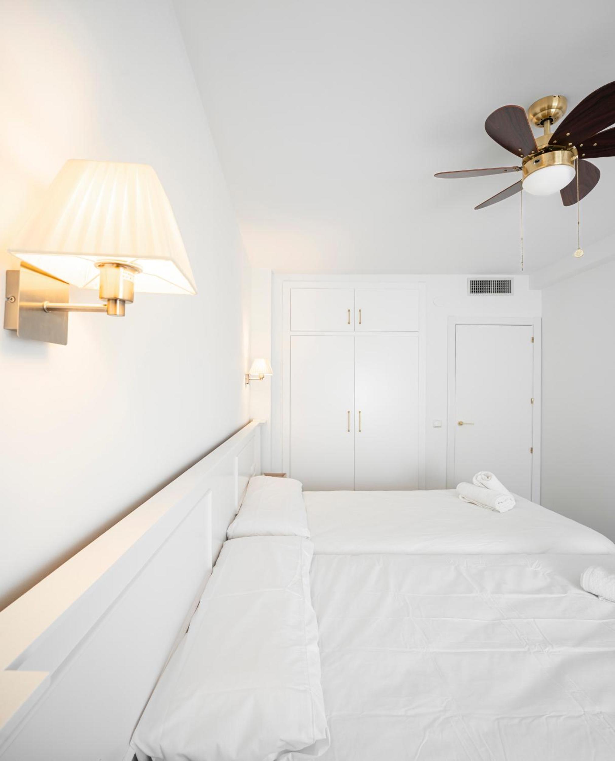 Ronda Suites 193 junto a hospitales y cerca centro con Parking Gratis view 5