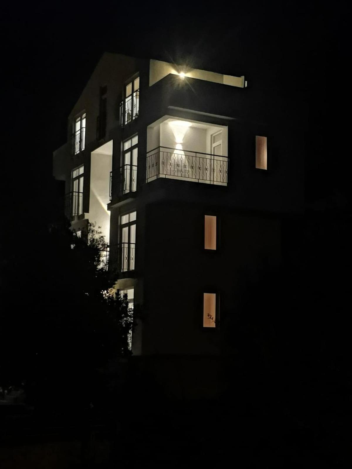Seron Mountain House