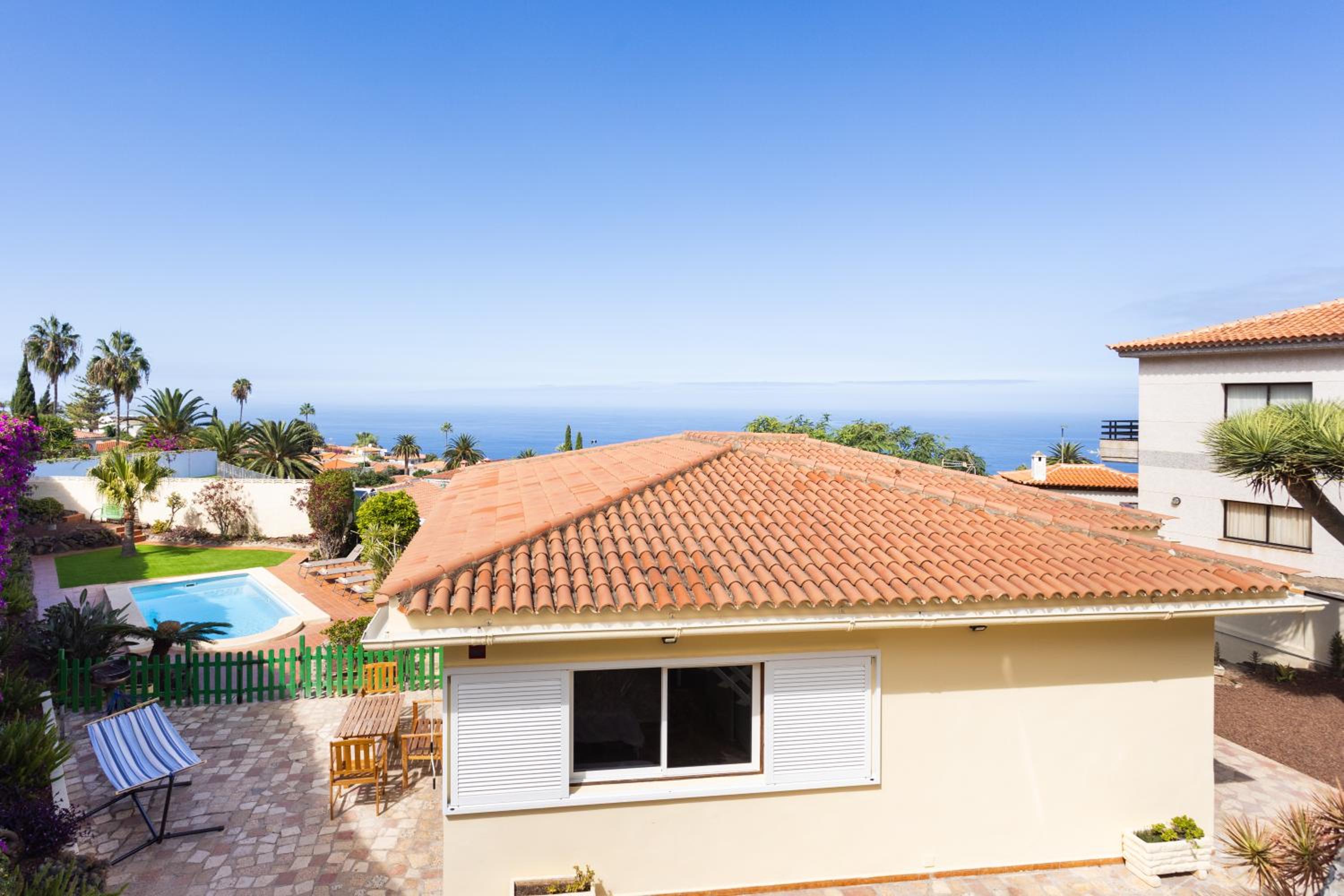 Sunset El Sauzal Luxury Heated Pool by Eden Rentals Villas