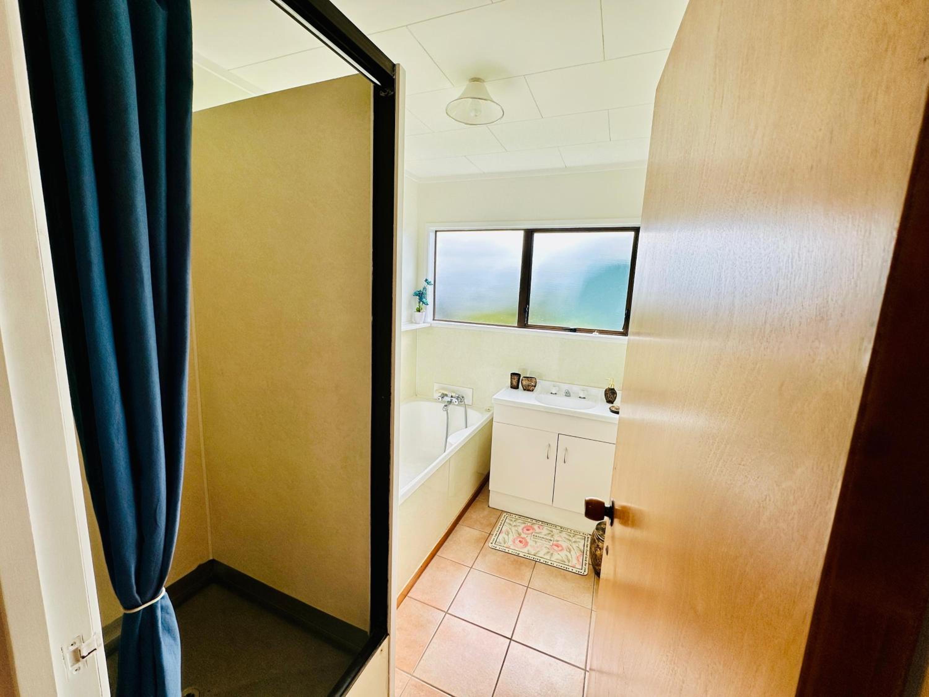 2 Bedroom Homestay Close to Airport