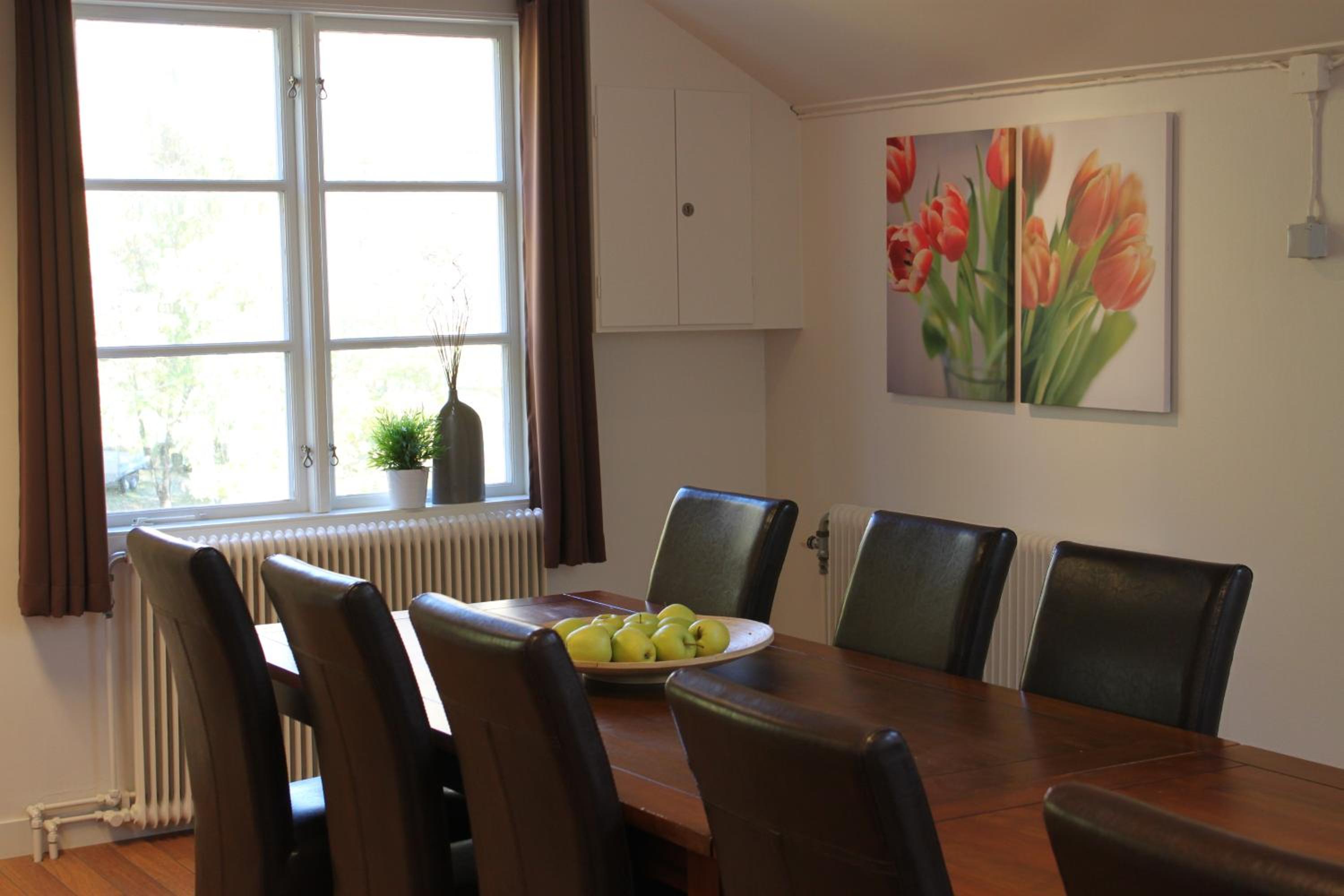 Guesthouse Eleven Hotel