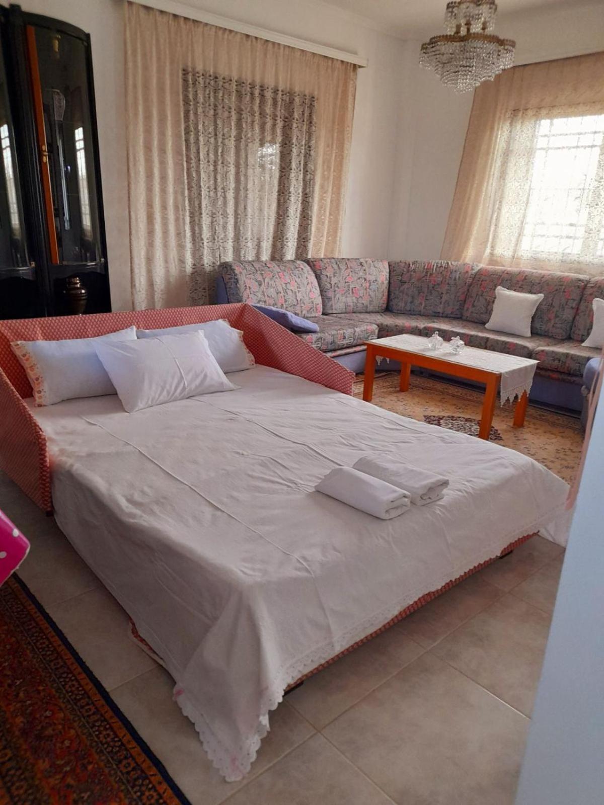 Maria's Apartment