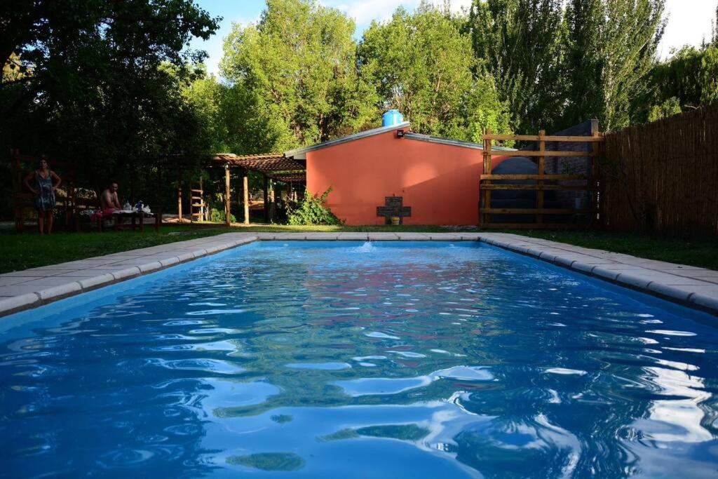 CASA FUERTE cabañas en la villa 25