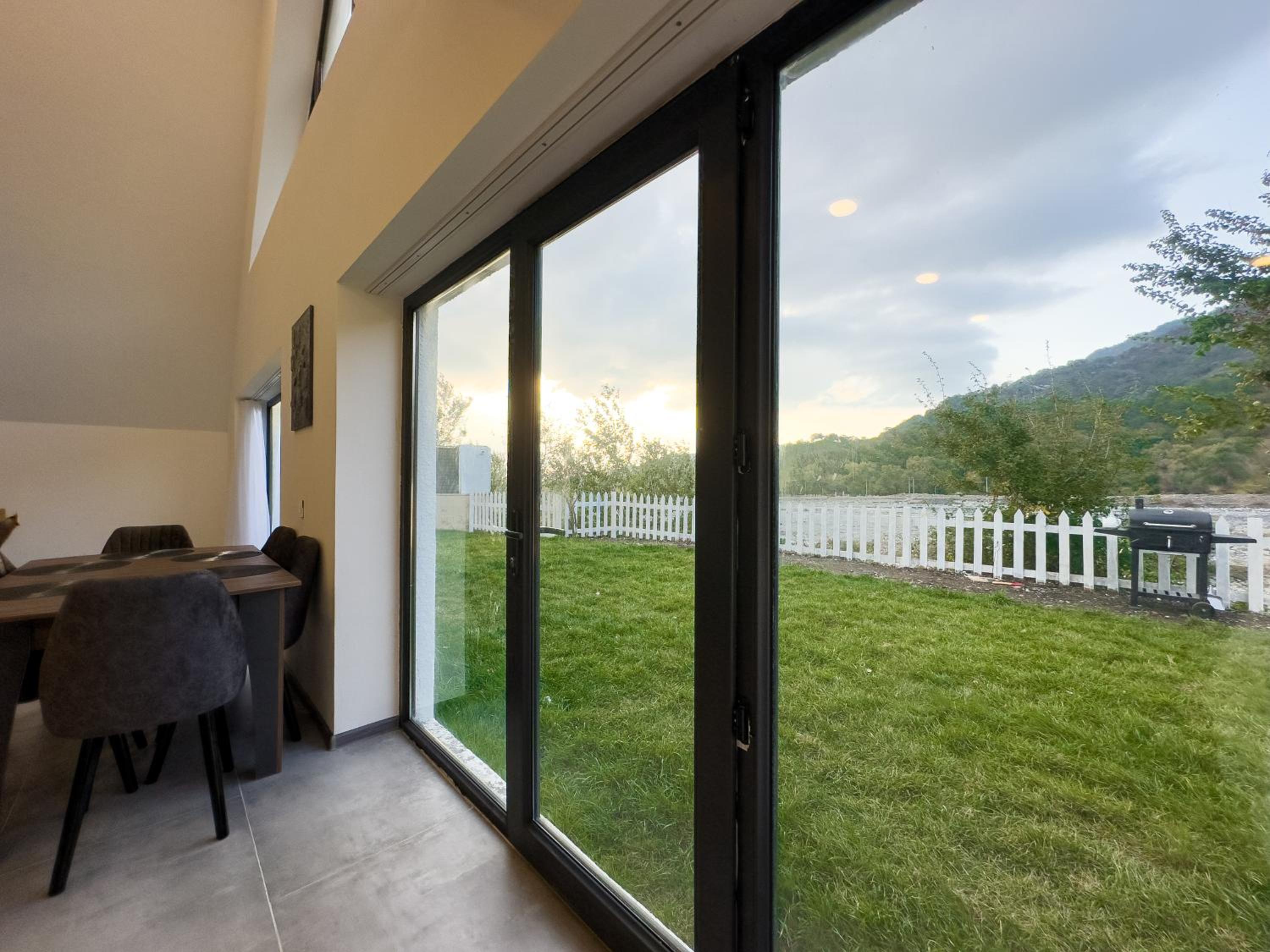 INhouse İsmayıllı