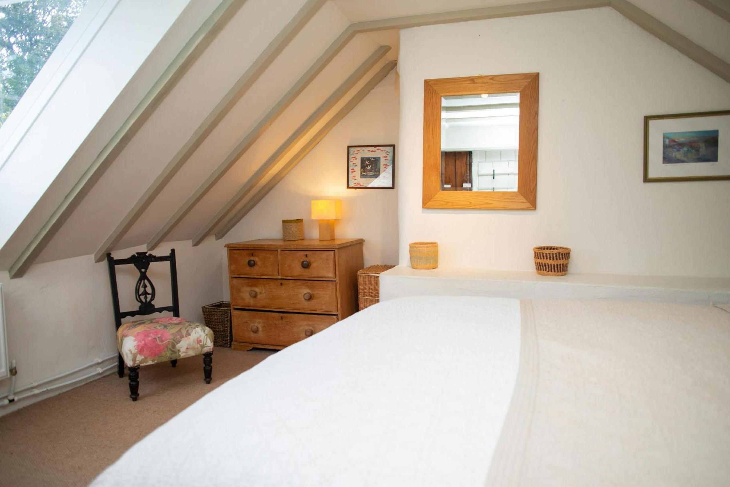 Nantyblodau Bach Newport