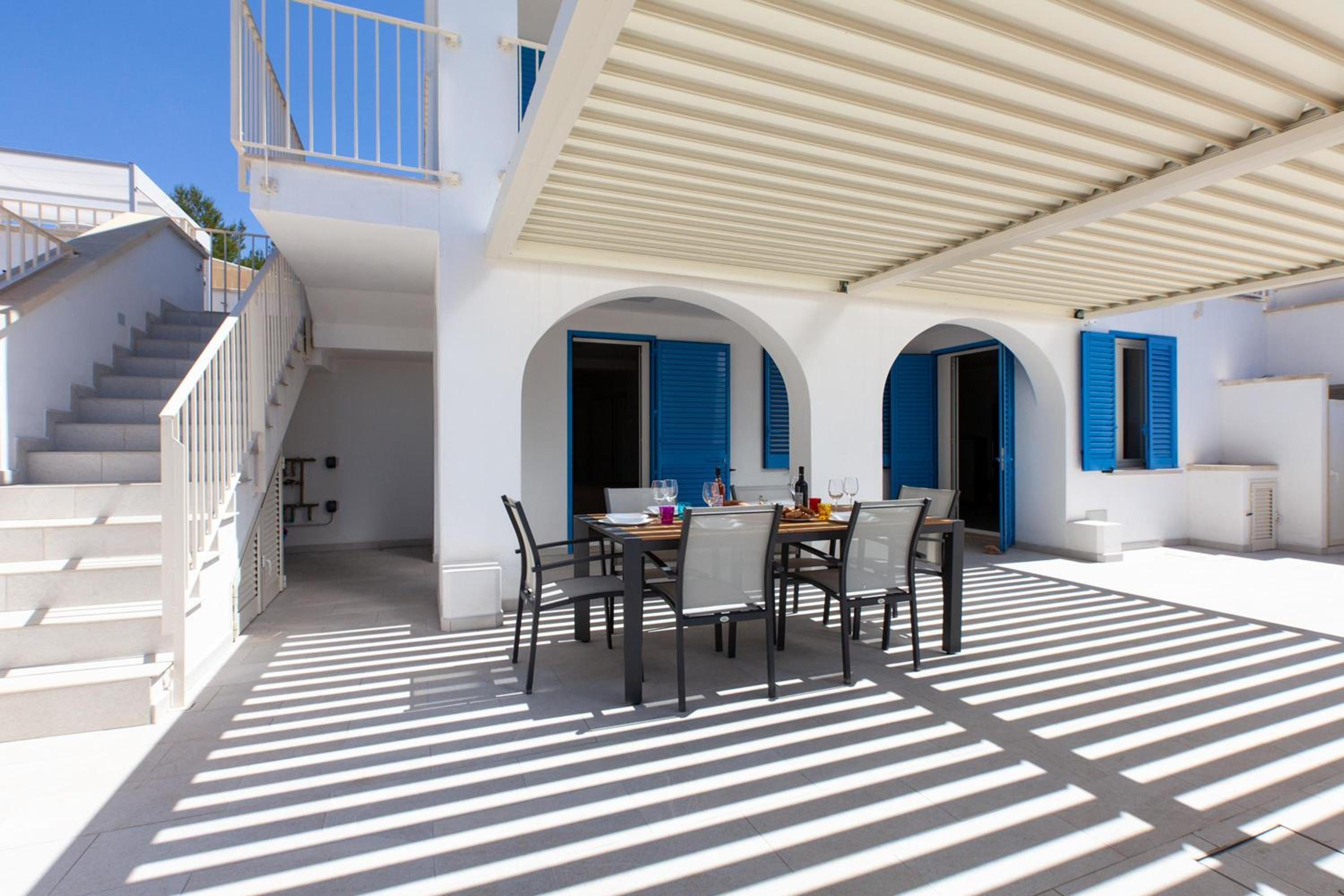 La Primula Apartments photo 2