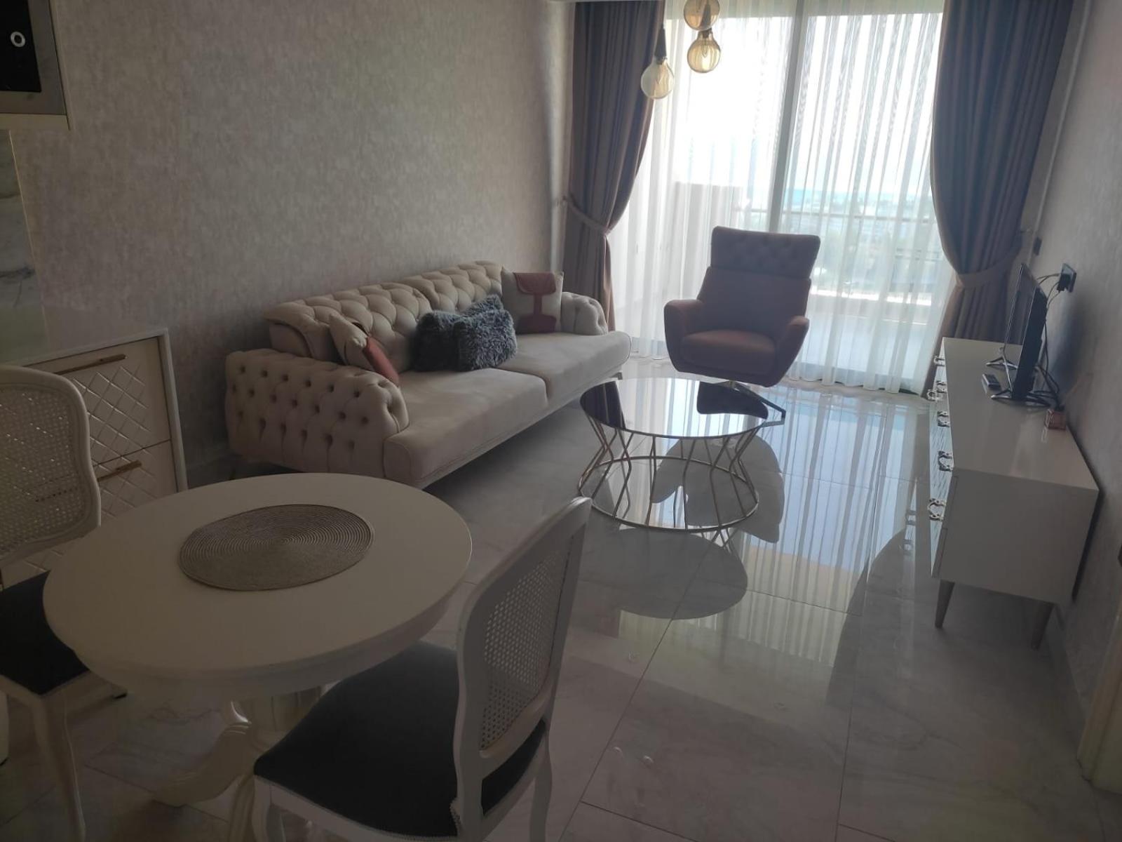 Elite Luxury Suite & Spa - Image 75