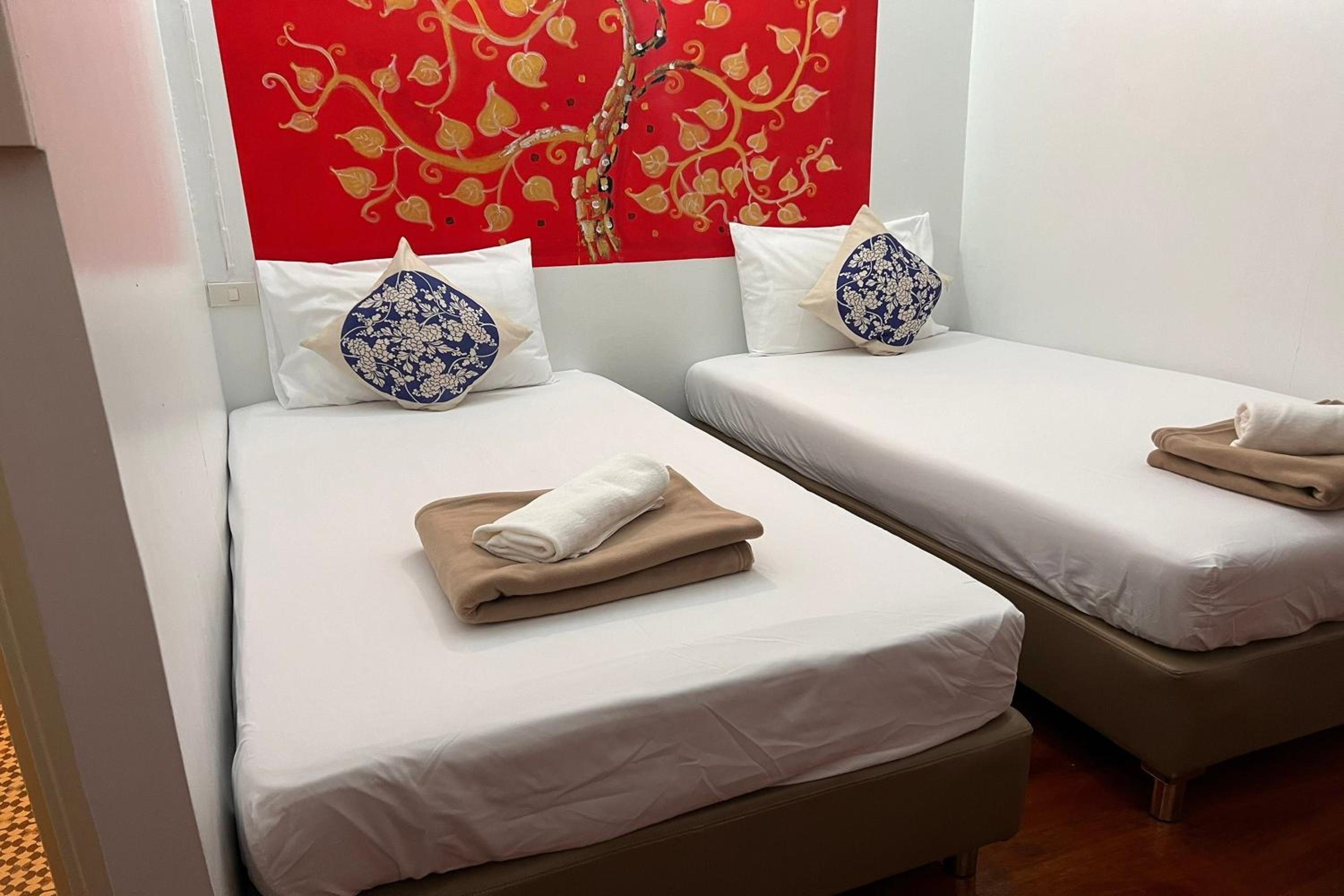 Phuket Old Town Hostel view 5